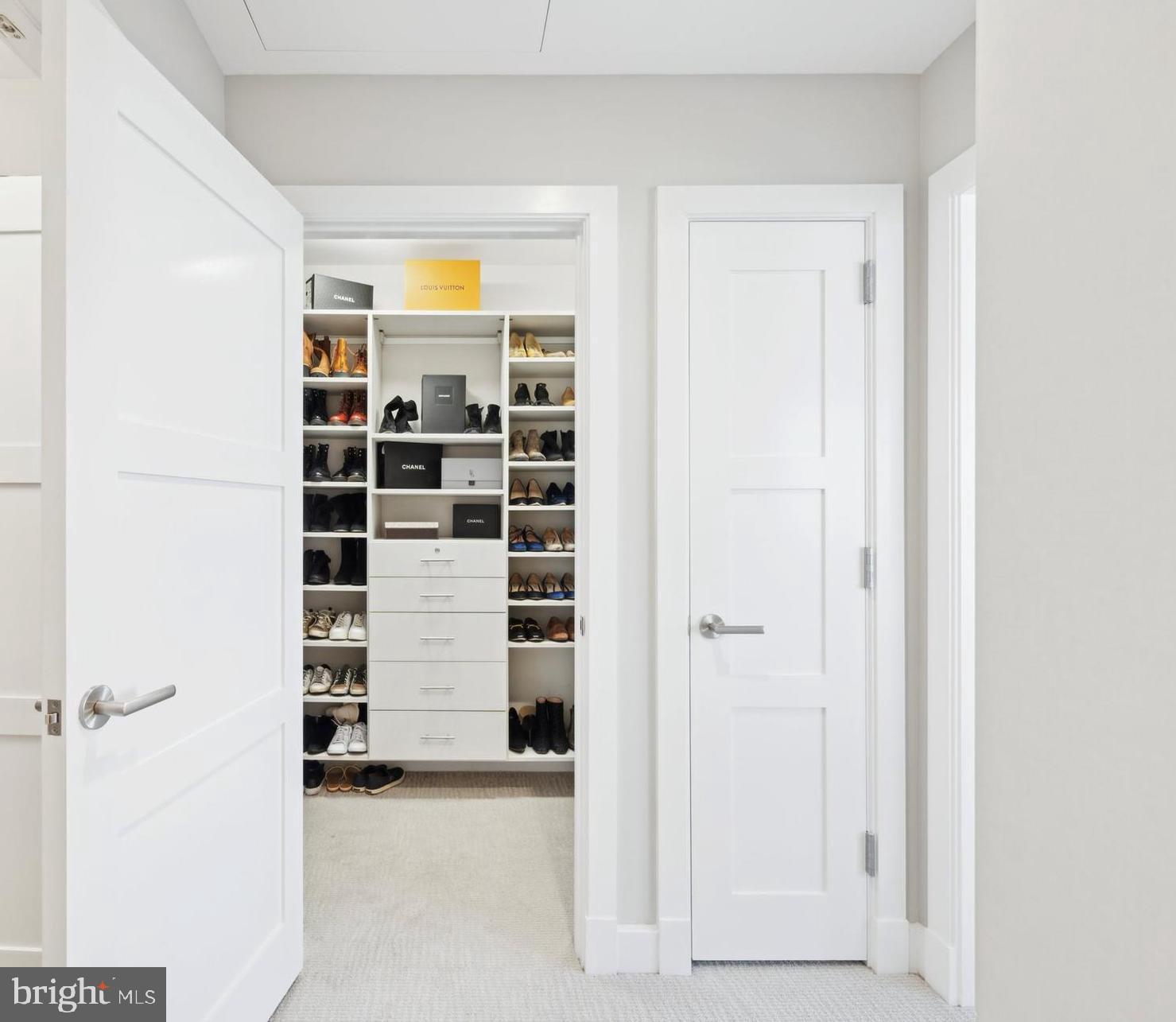 CENTER CITY - Residential