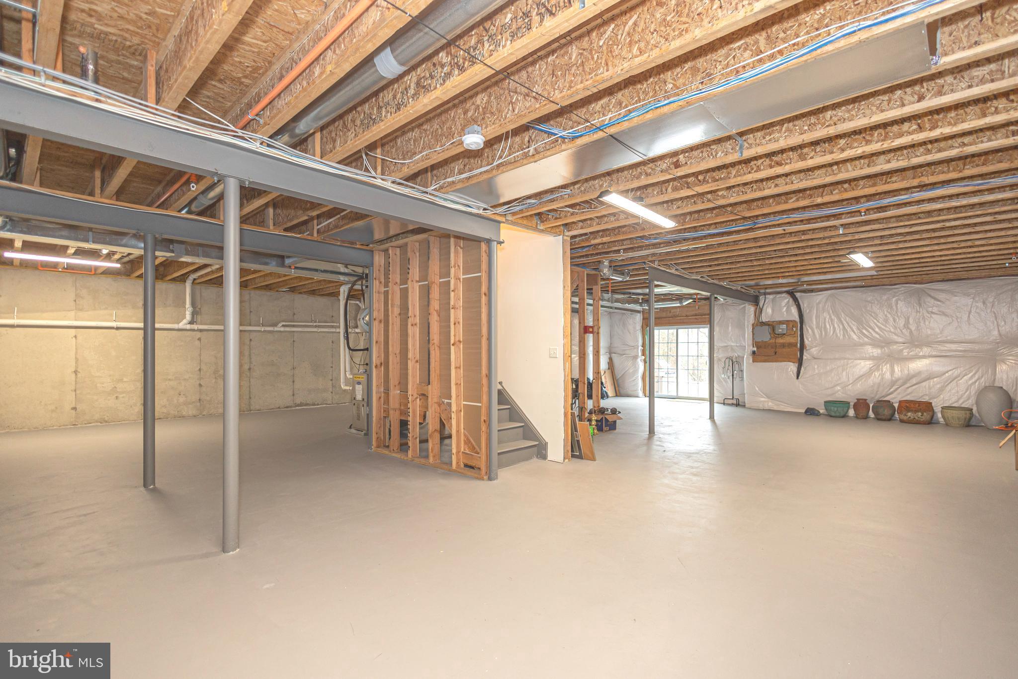 REGENCY AT HILLTOWN - Residential