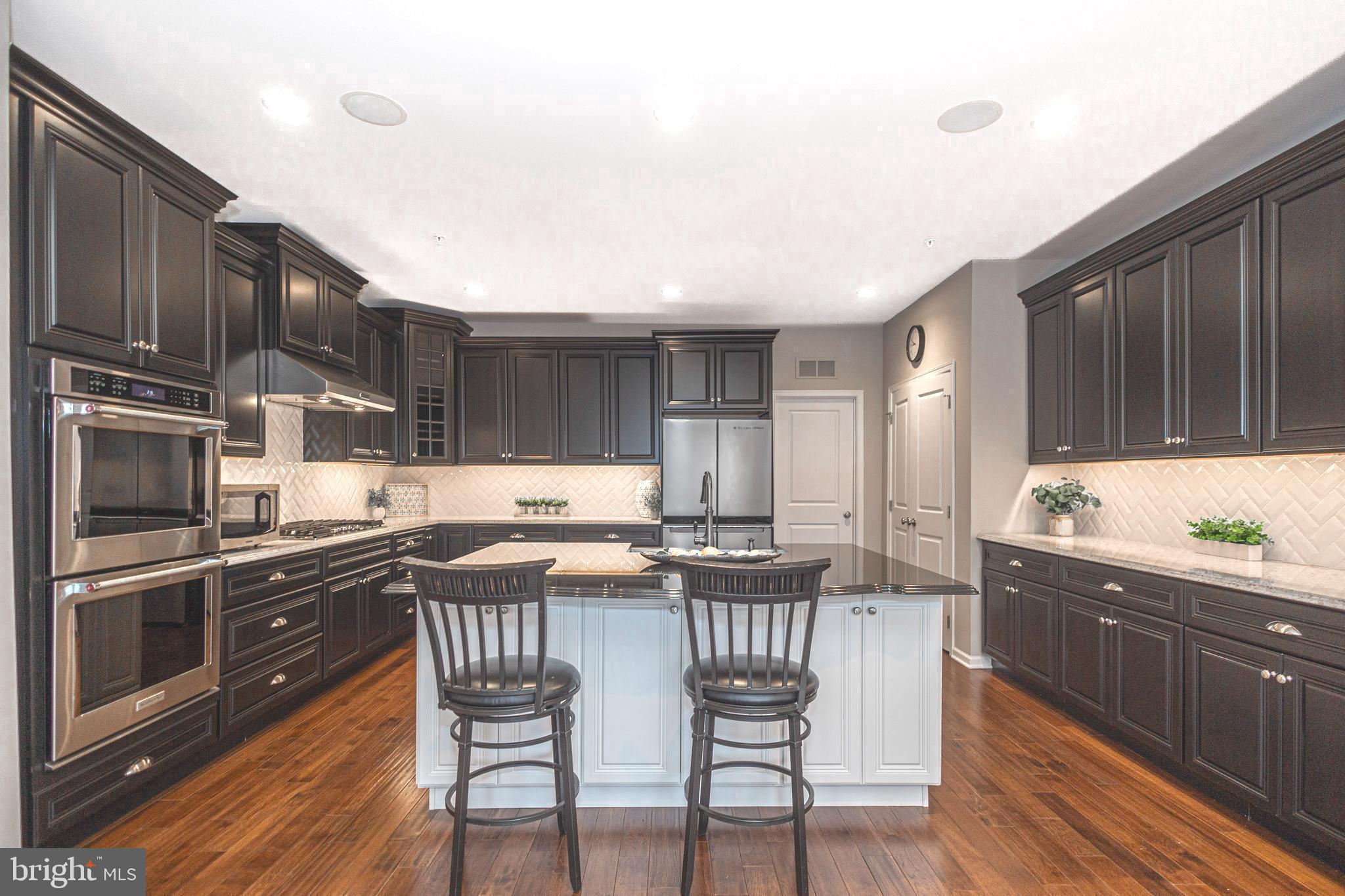 REGENCY AT HILLTOWN - Residential