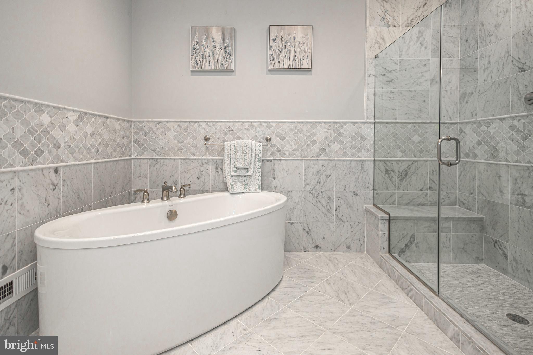 REGENCY AT HILLTOWN - Residential