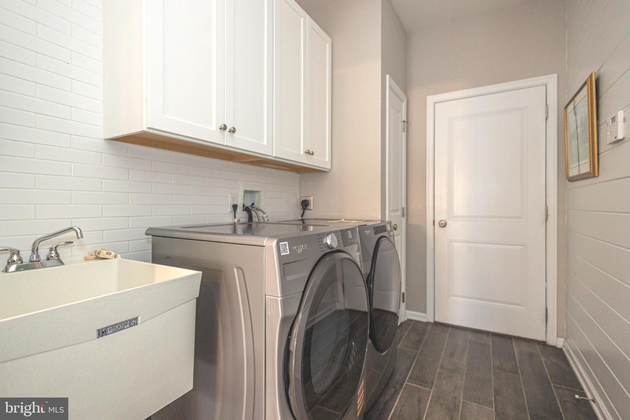 REGENCY AT HILLTOWN - Residential