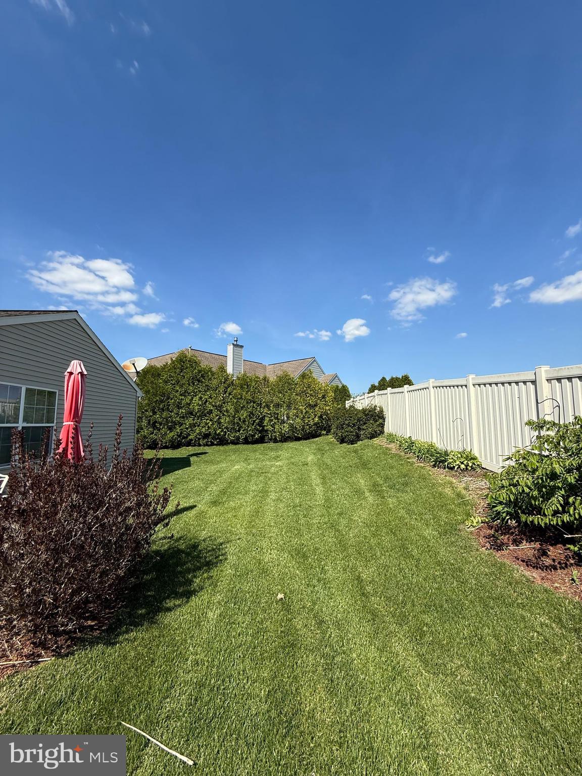 BRIAR LAKE - Residential