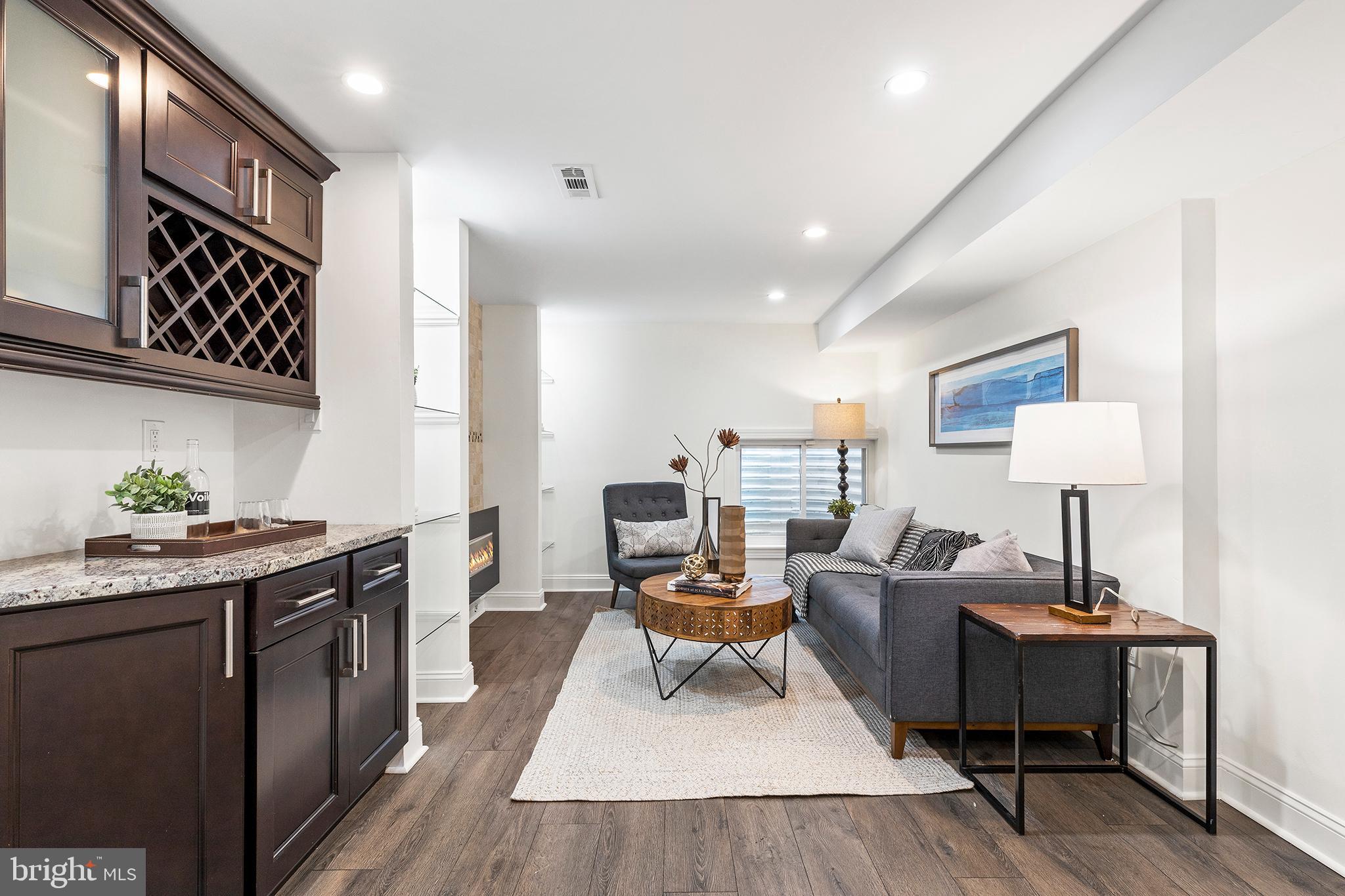 FISHTOWN - Residential Lease