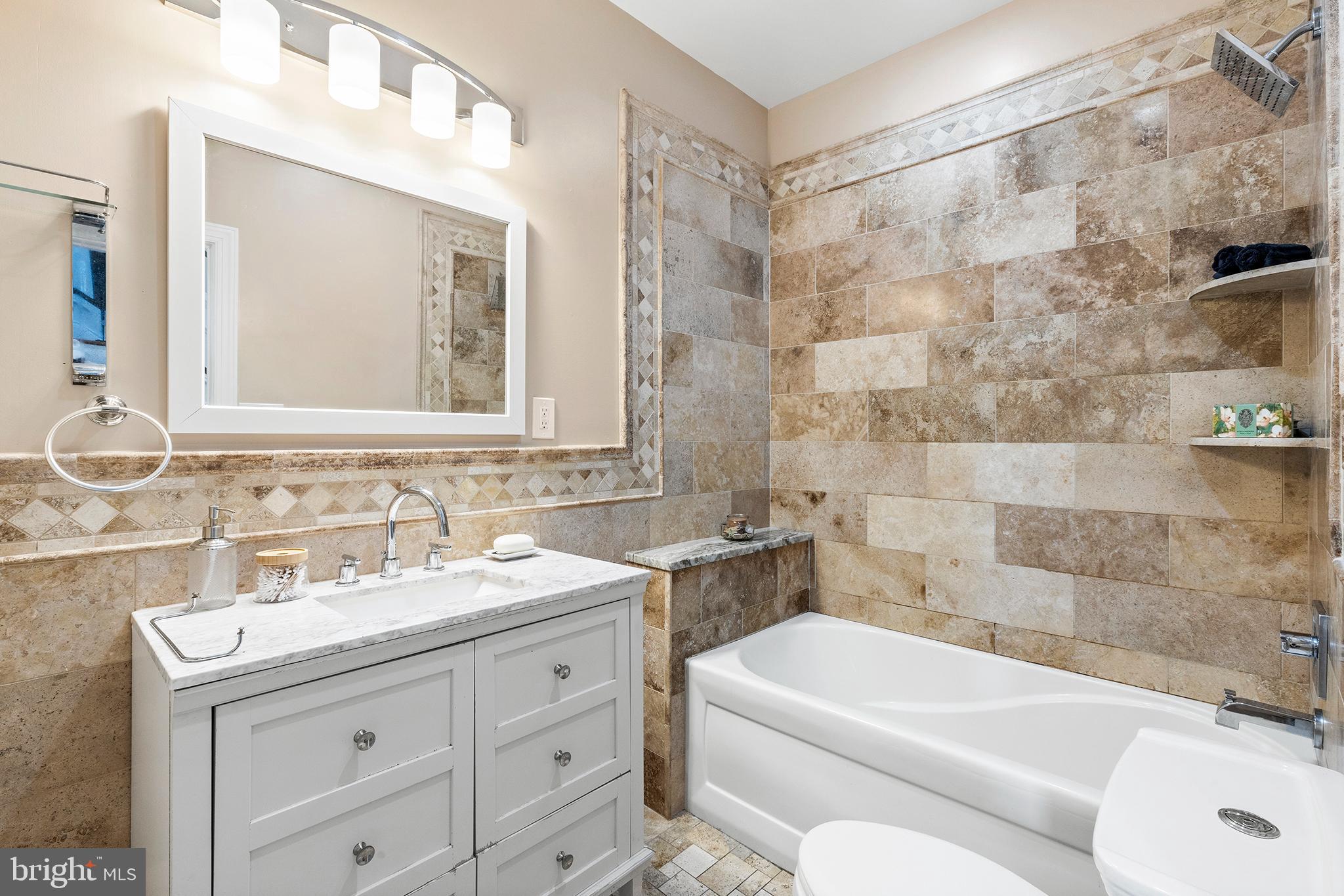 FISHTOWN - Residential Lease