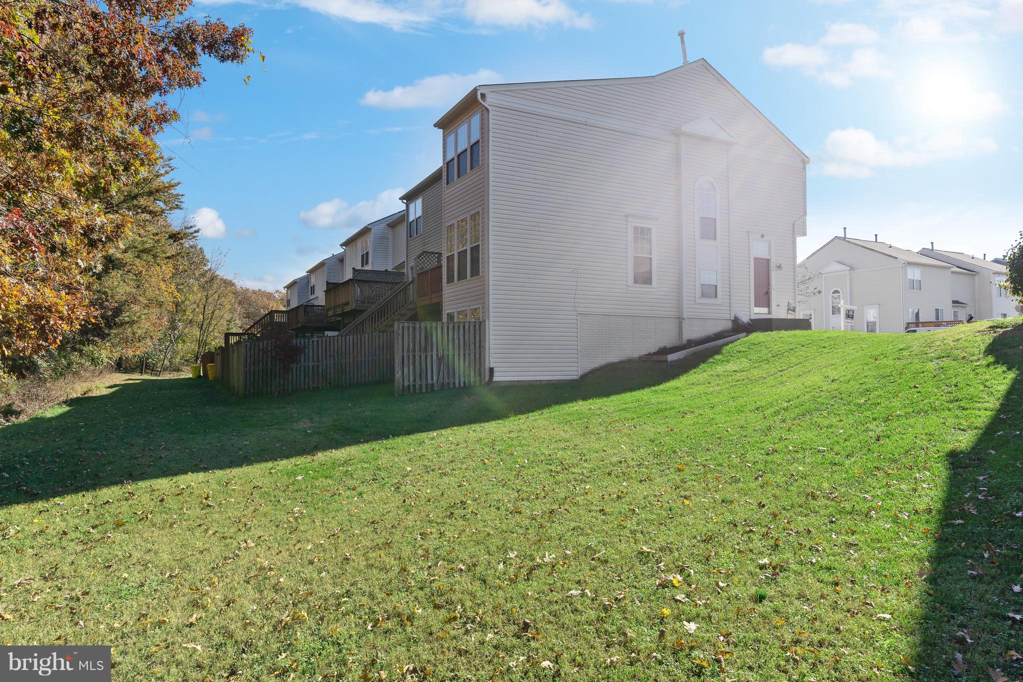 SEVEN OAKS - Residential