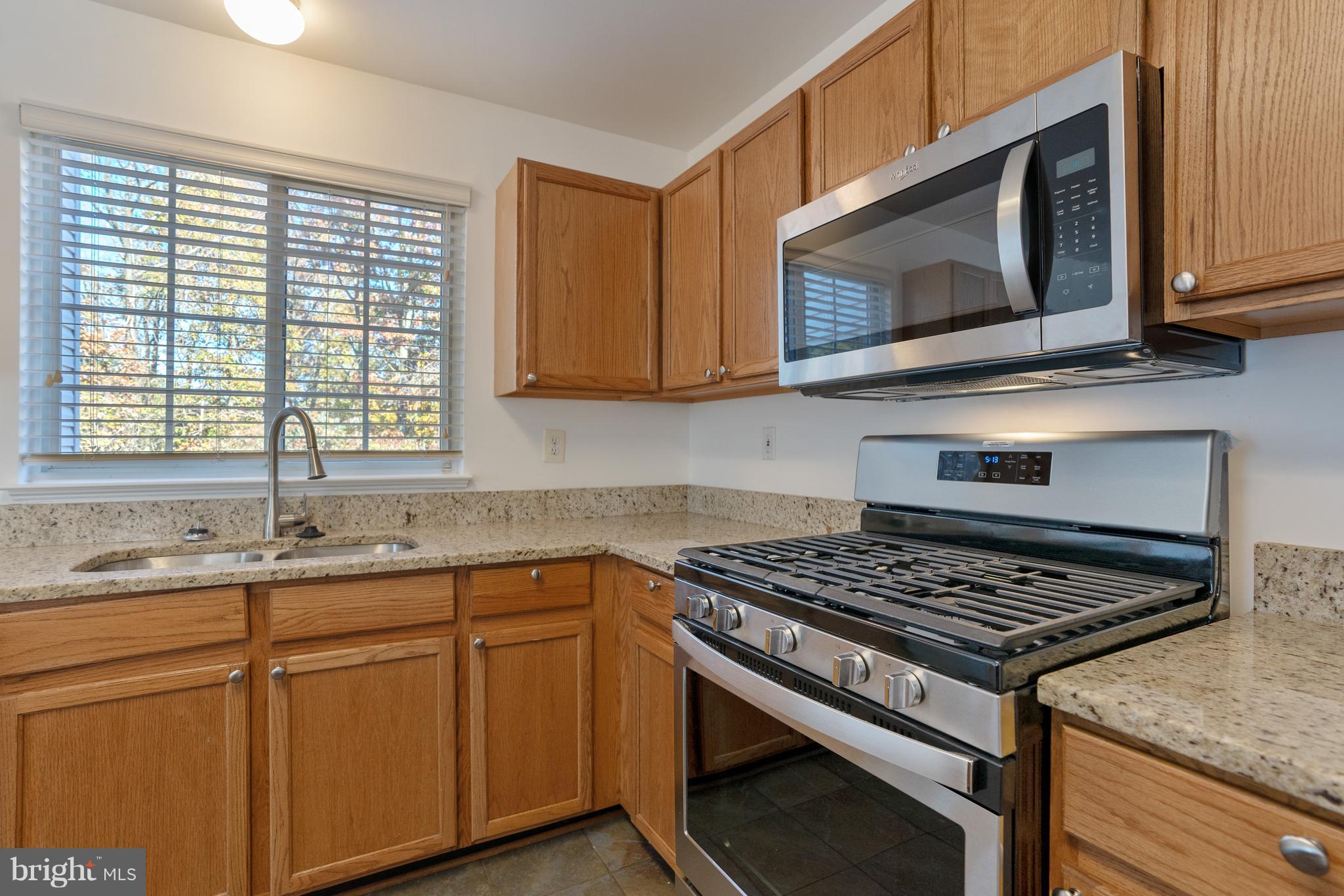 SEVEN OAKS - Residential