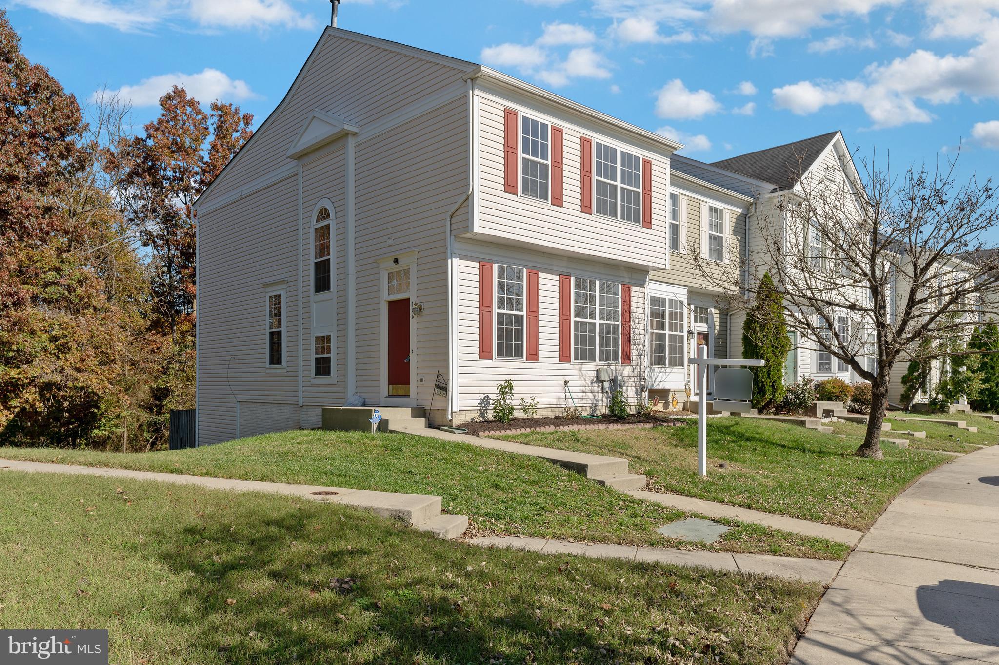 SEVEN OAKS - Residential