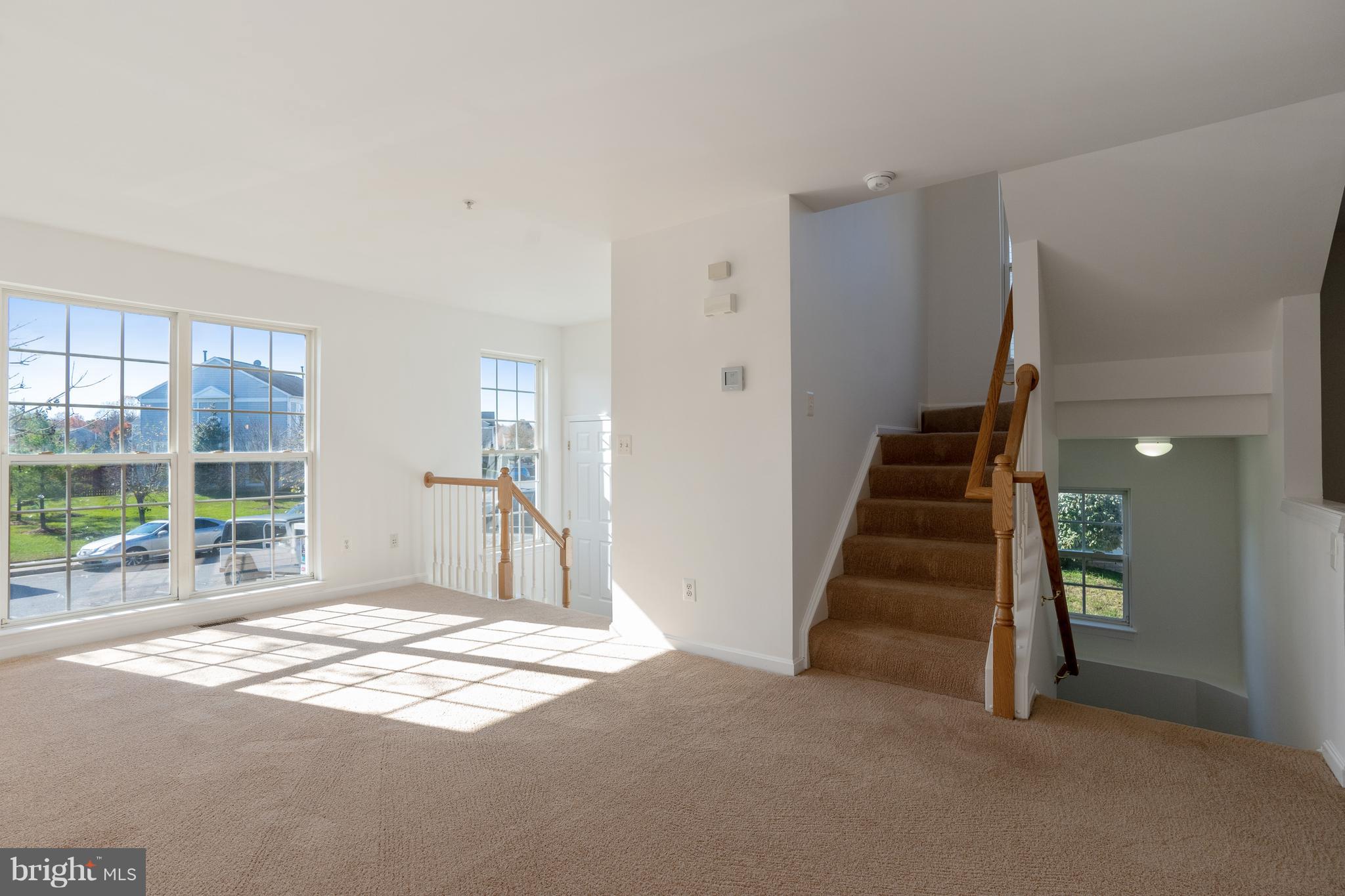 SEVEN OAKS - Residential