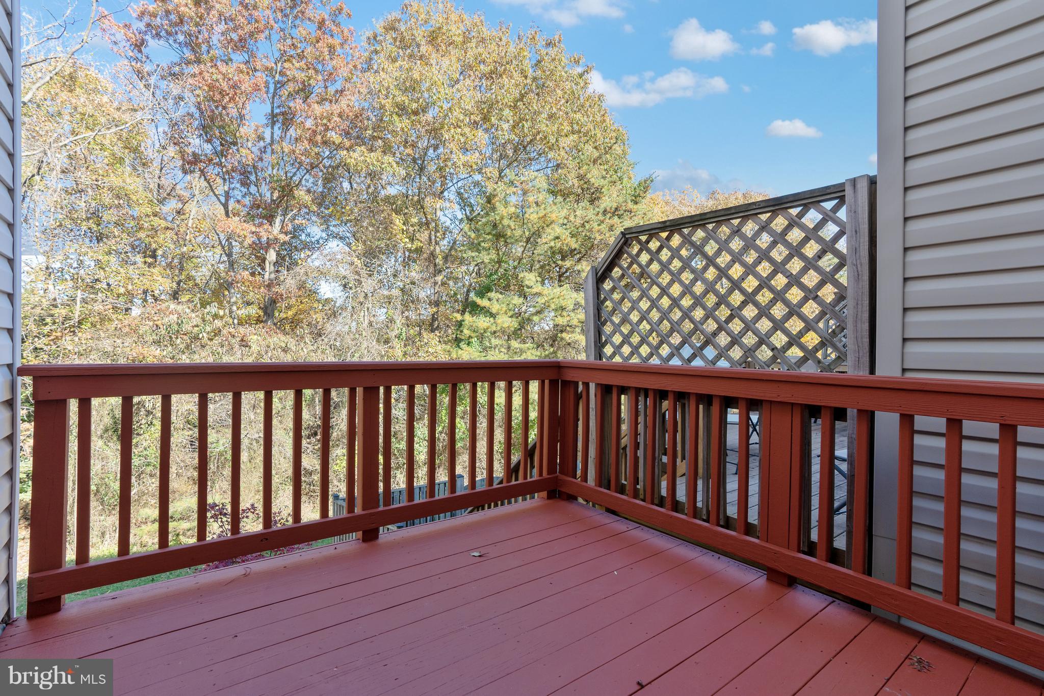 SEVEN OAKS - Residential