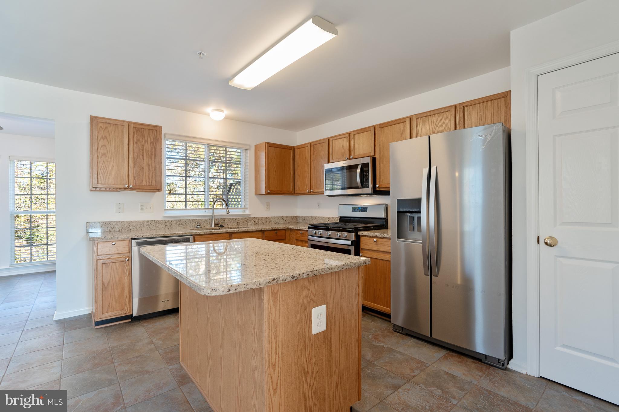 SEVEN OAKS - Residential