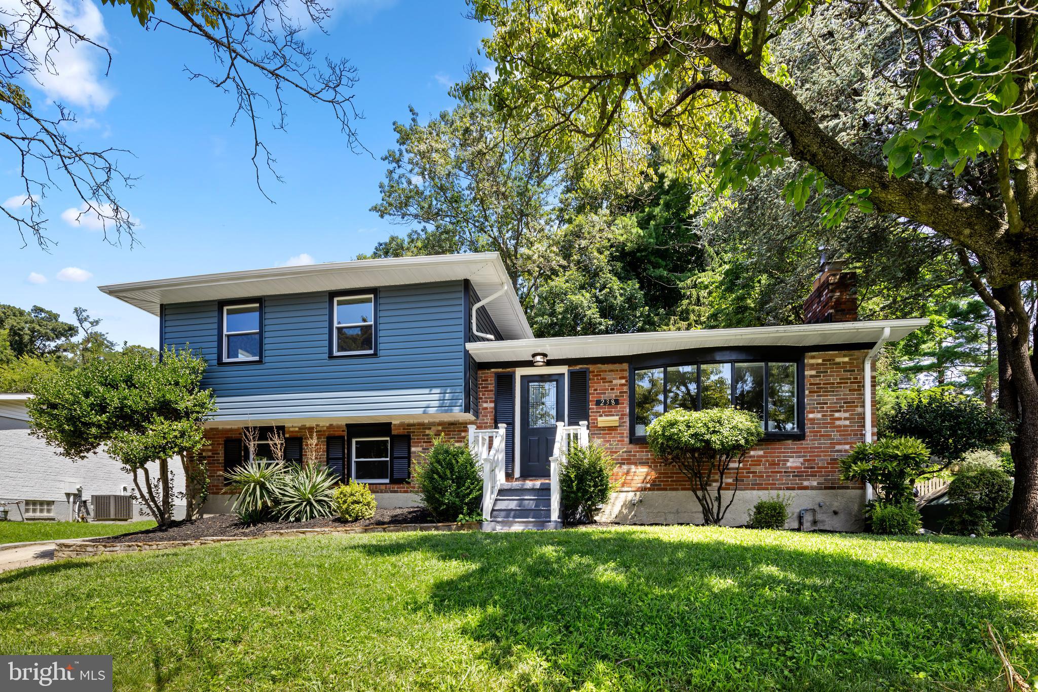 FOUNTAIN HILL - Residential