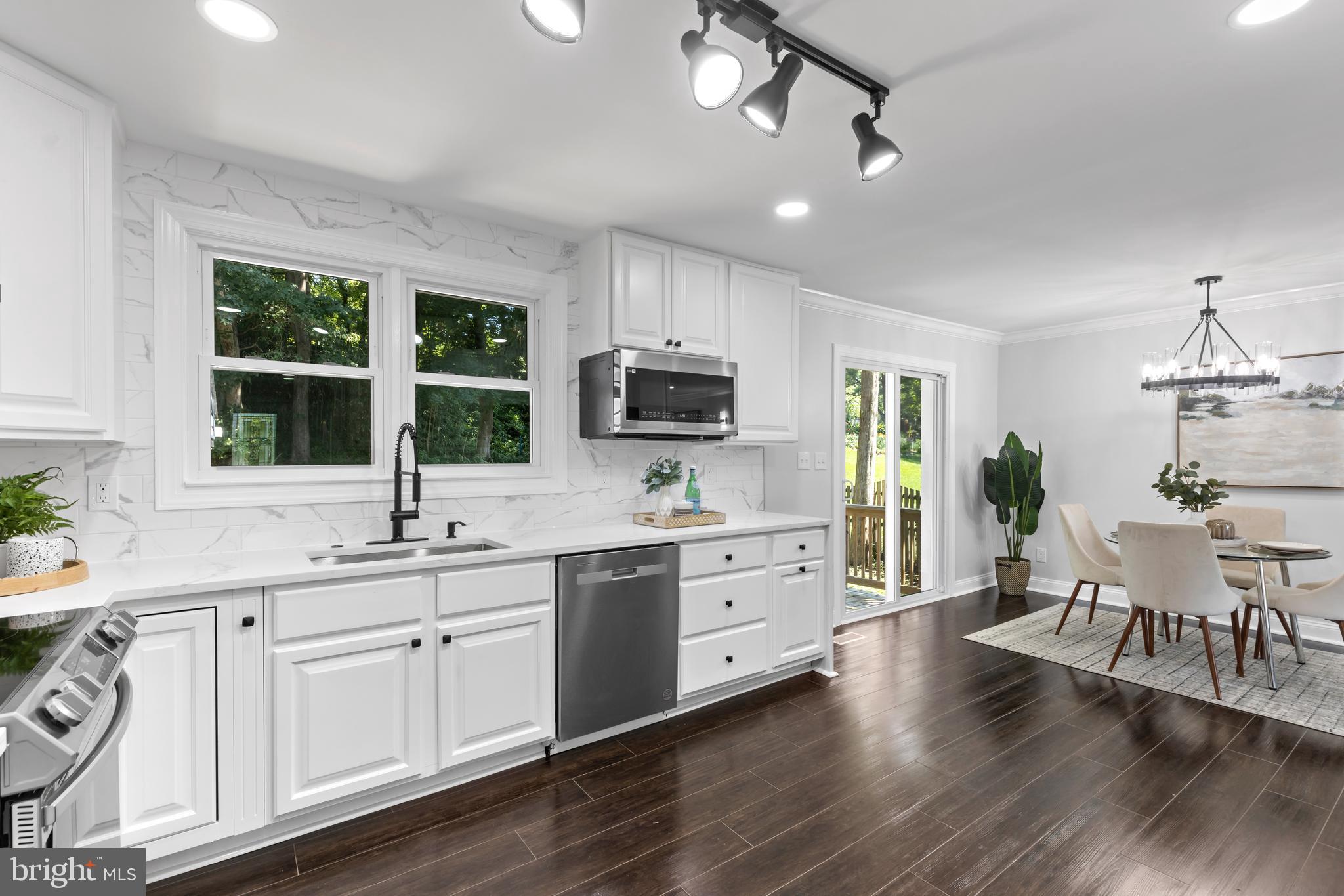 FOUNTAIN HILL - Residential