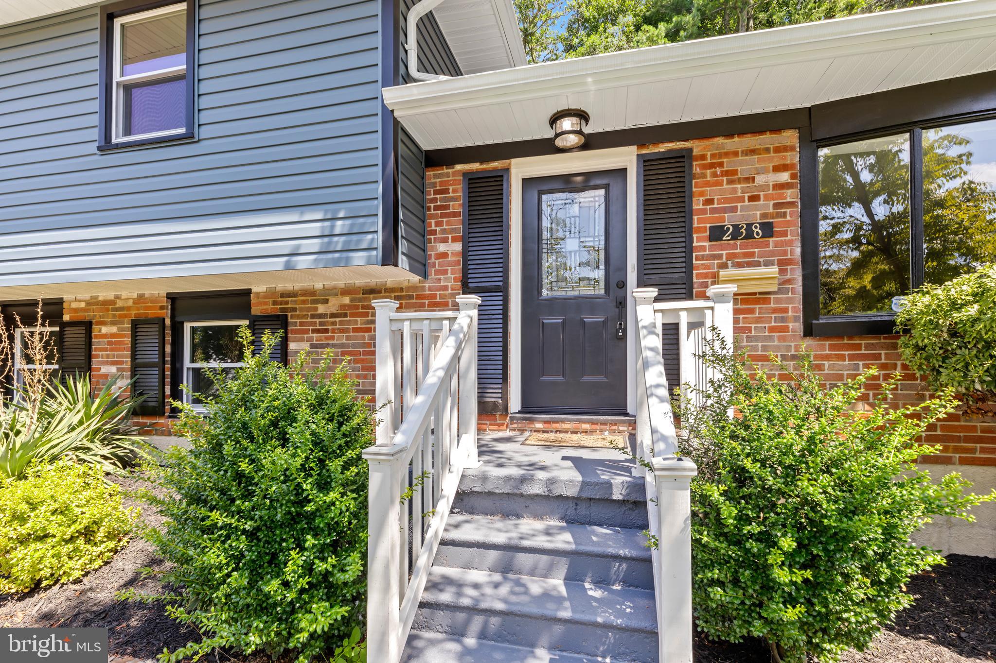 FOUNTAIN HILL - Residential