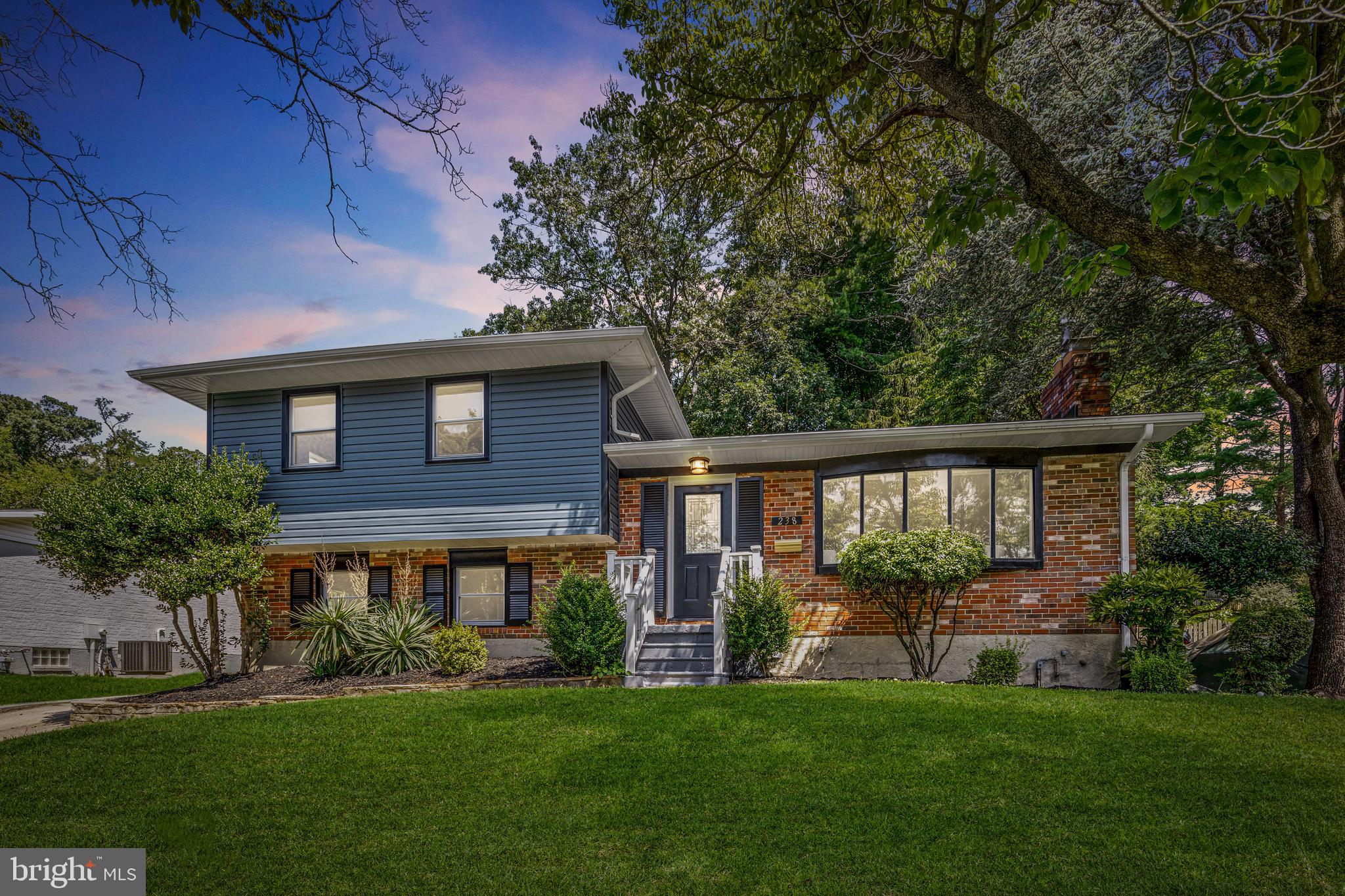 FOUNTAIN HILL - Residential