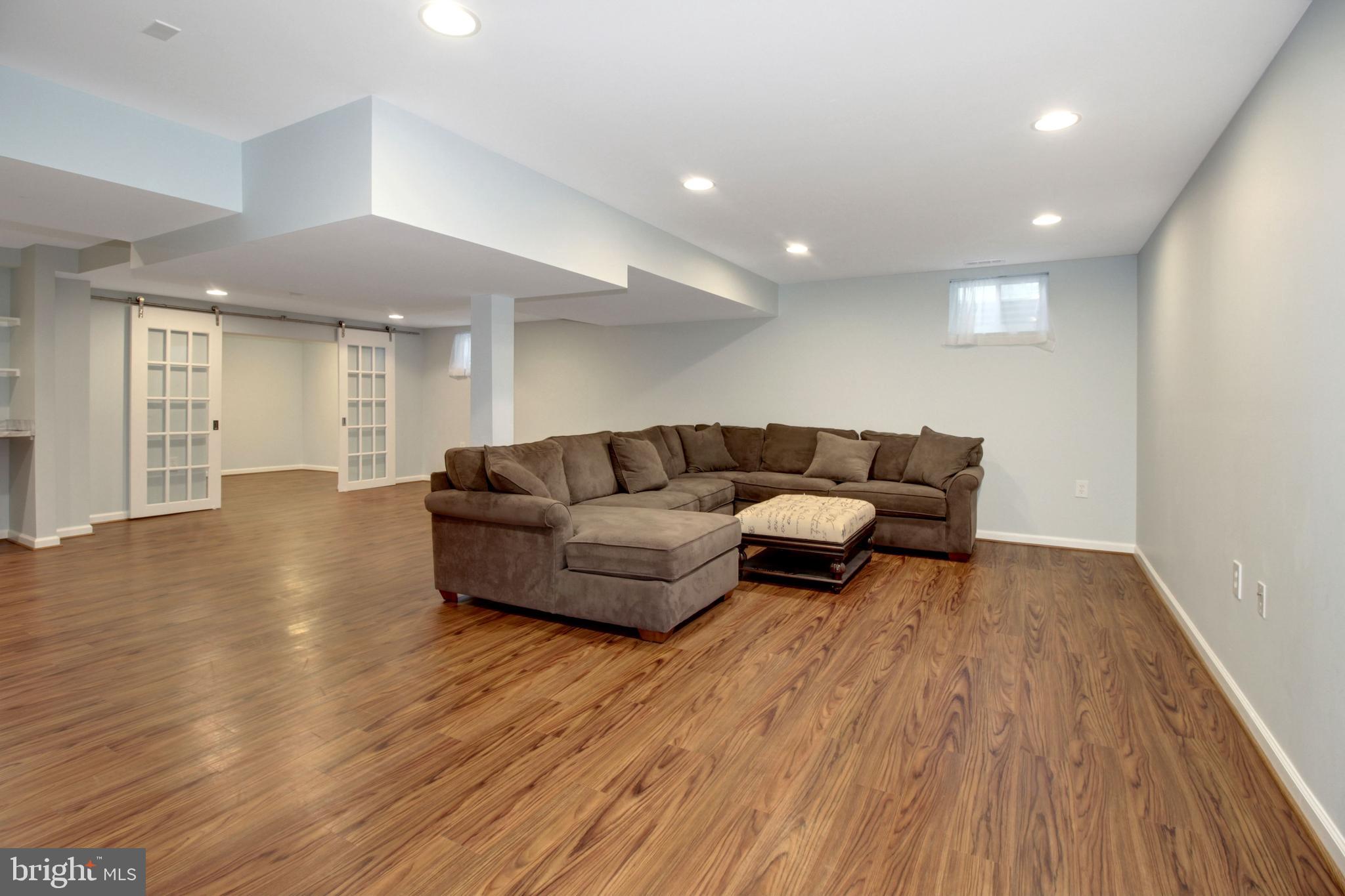 MCKENZIE MEADOWS - Residential