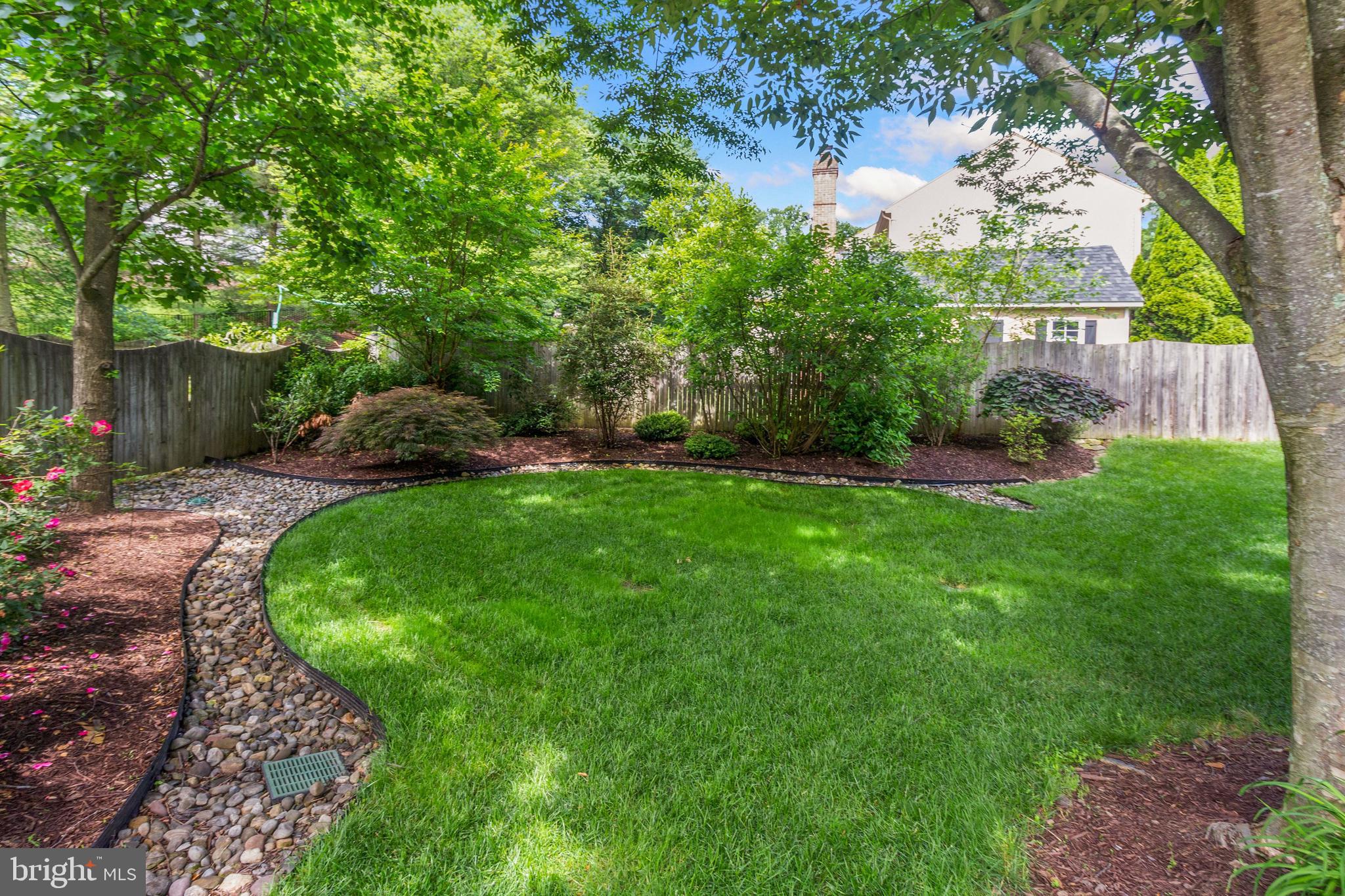 MCKENZIE MEADOWS - Residential