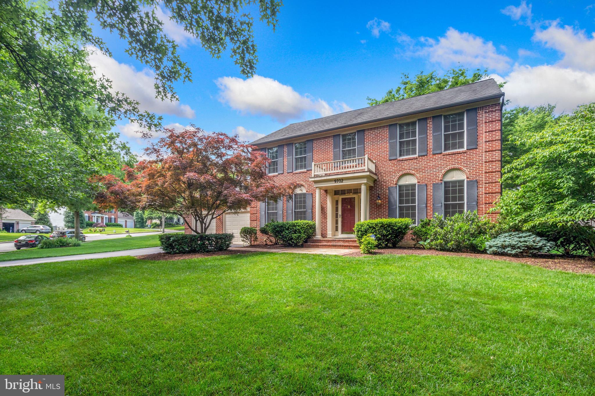 MCKENZIE MEADOWS - Residential