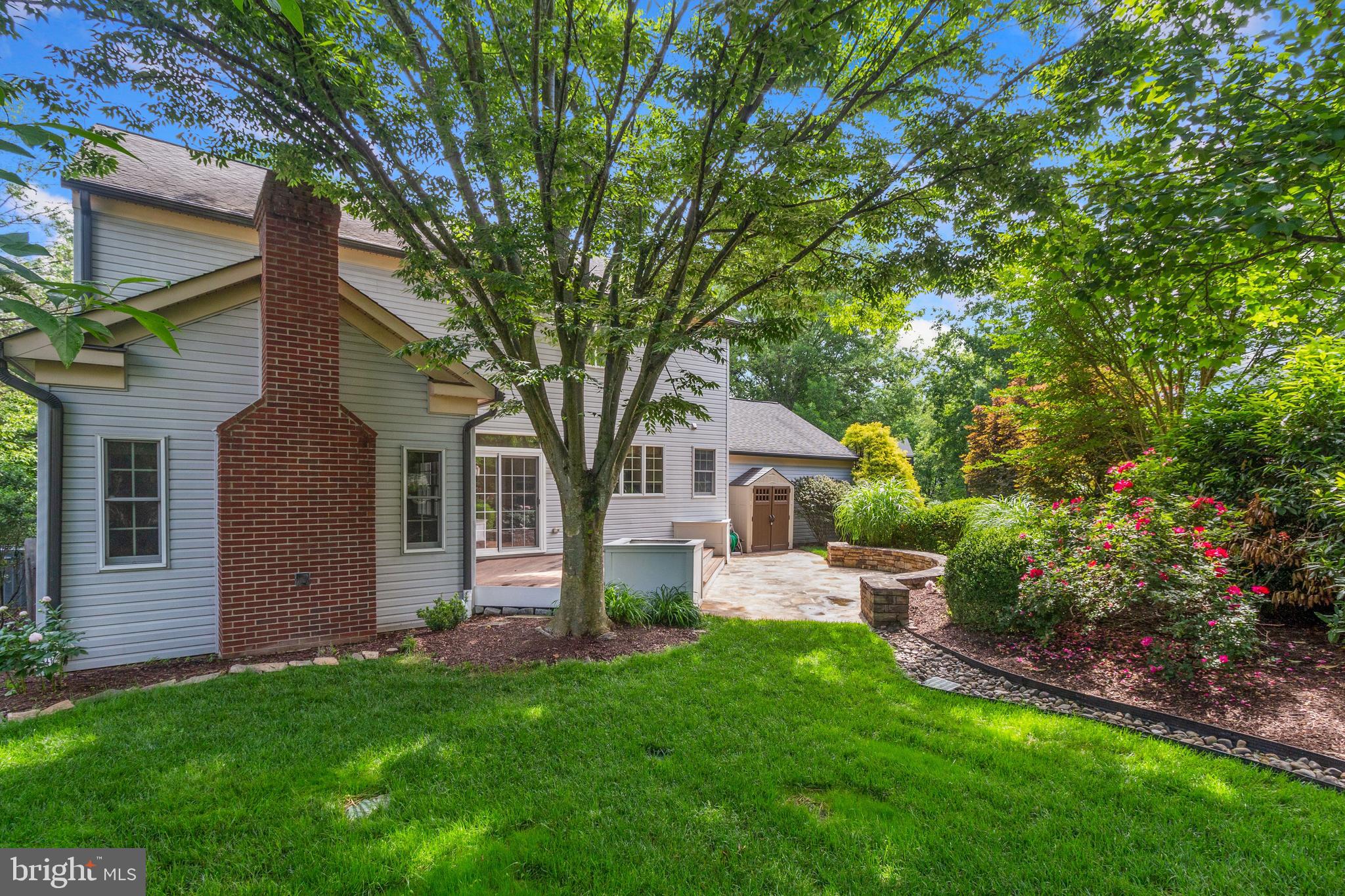 MCKENZIE MEADOWS - Residential