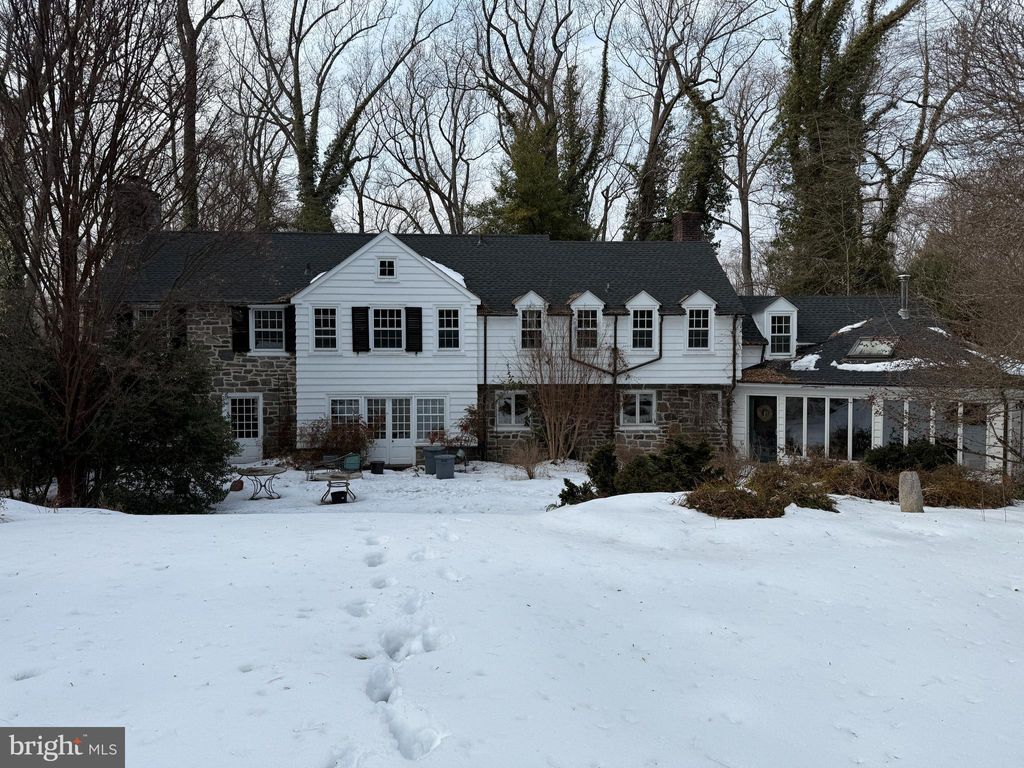 Photo of 315 Keithwood Road, WYNNEWOOD, PA 19096 (MLS # PAMC2167576)