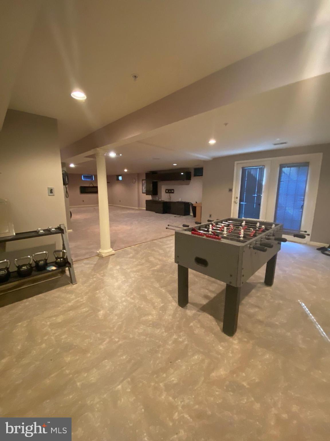 GLENN ESTATES - Residential