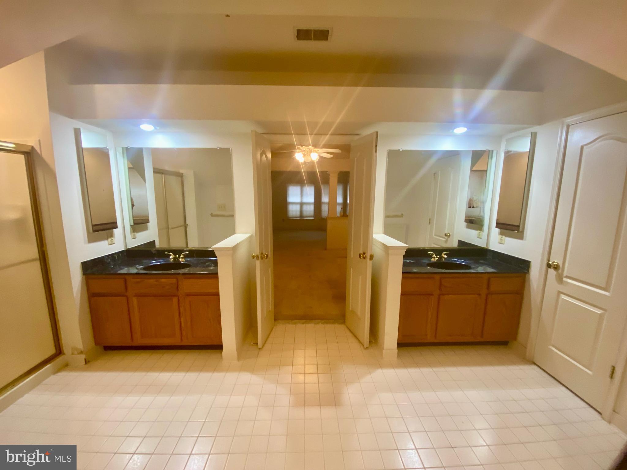 GLENN ESTATES - Residential