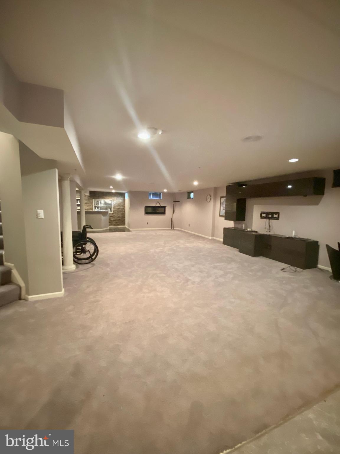 GLENN ESTATES - Residential