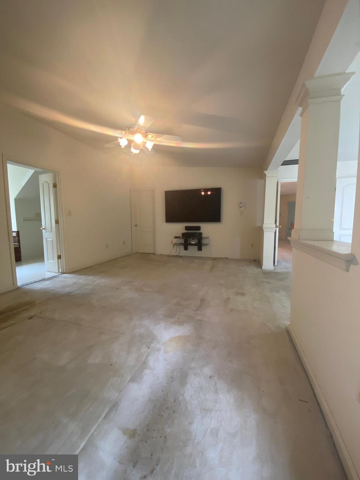 GLENN ESTATES - Residential