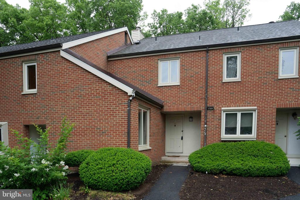 Photo of 24 Beechtree Lane, MOUNTVILLE, PA 17554 (MLS # PALA2070416)