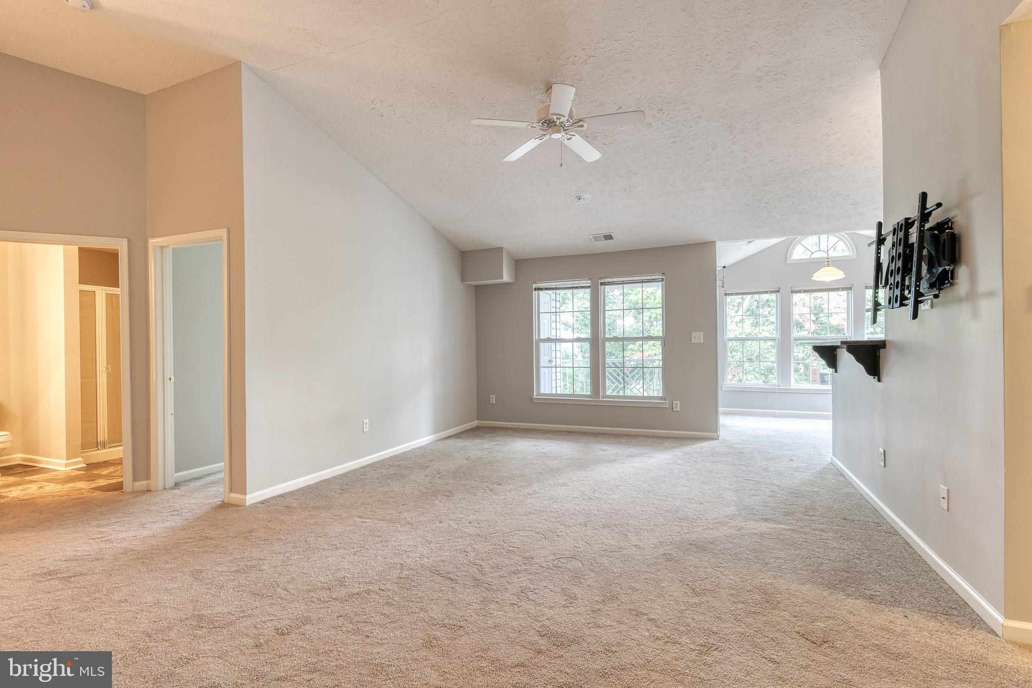 PINEY ORCHARD - Residential Lease