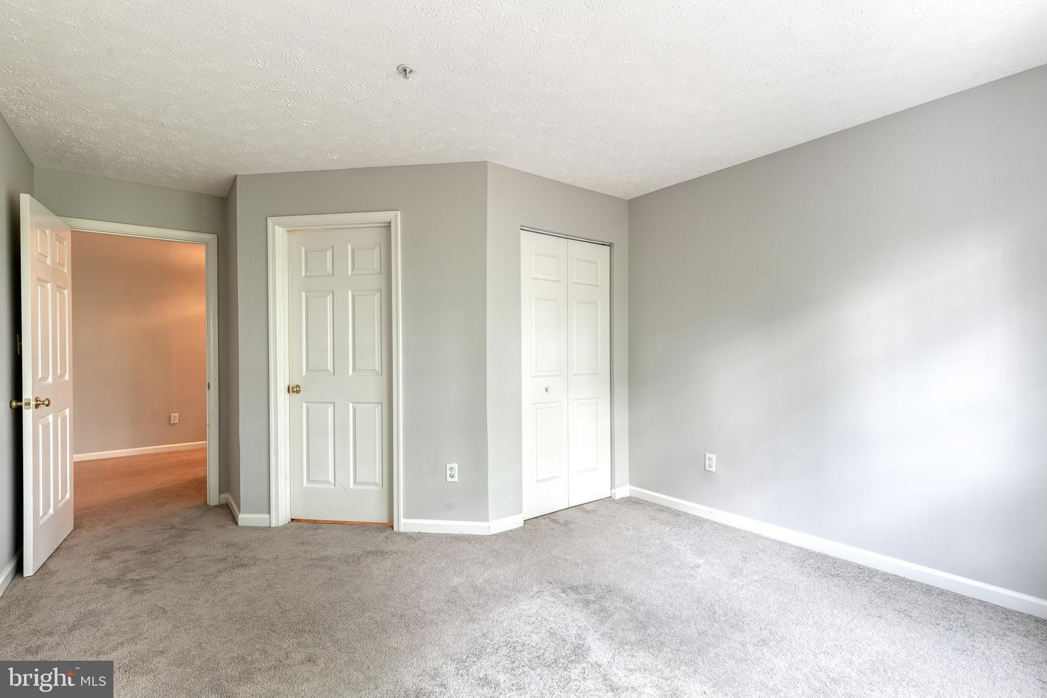 PINEY ORCHARD - Residential Lease