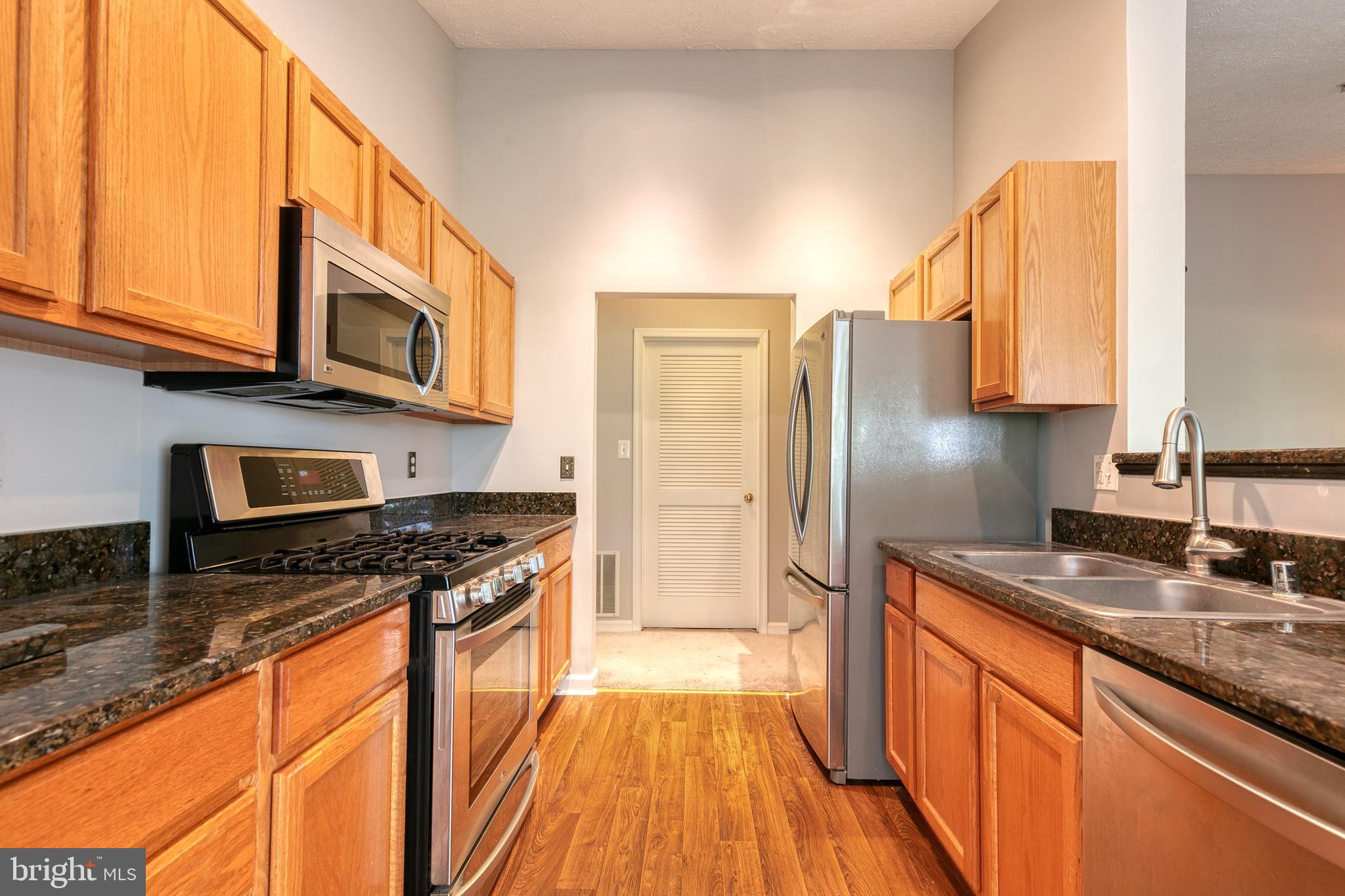 PINEY ORCHARD - Residential Lease