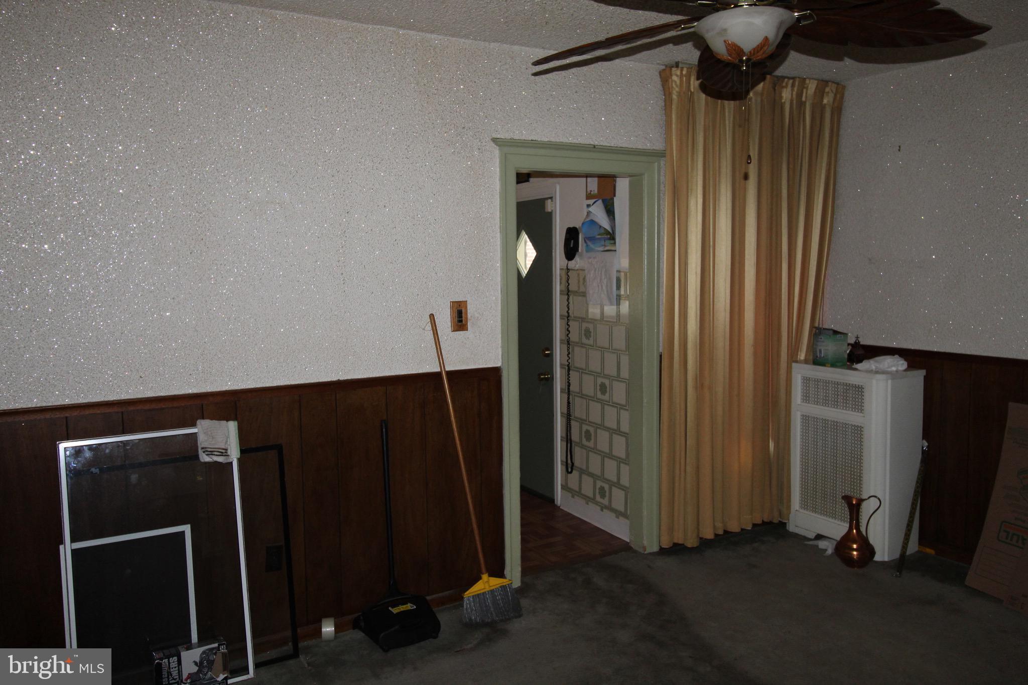 WEST OAK LANE - Residential