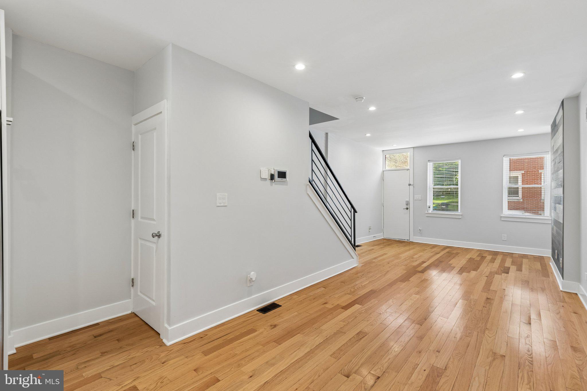 MANTUA - Residential