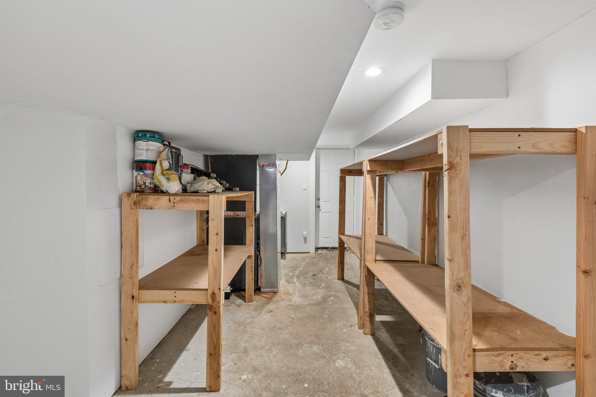 MANTUA - Residential