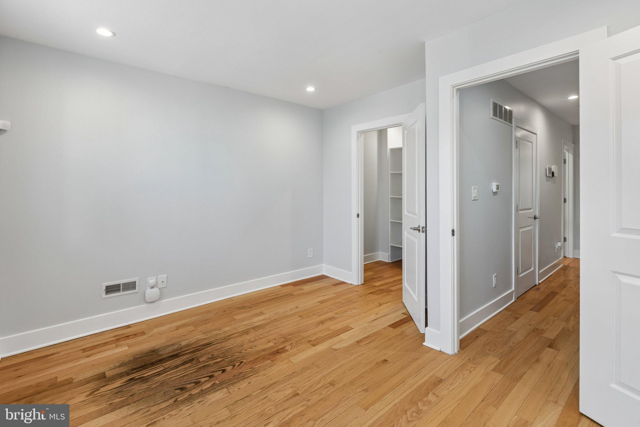 MANTUA - Residential