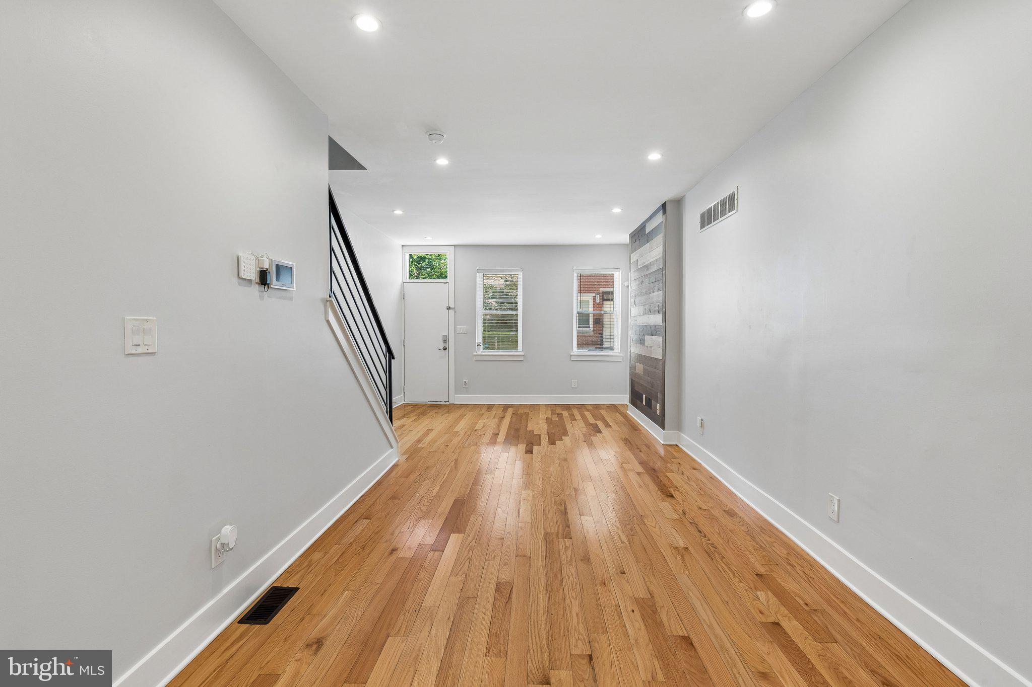 MANTUA - Residential
