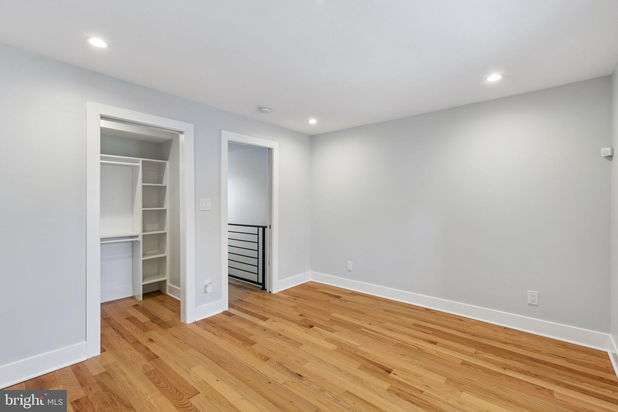 MANTUA - Residential