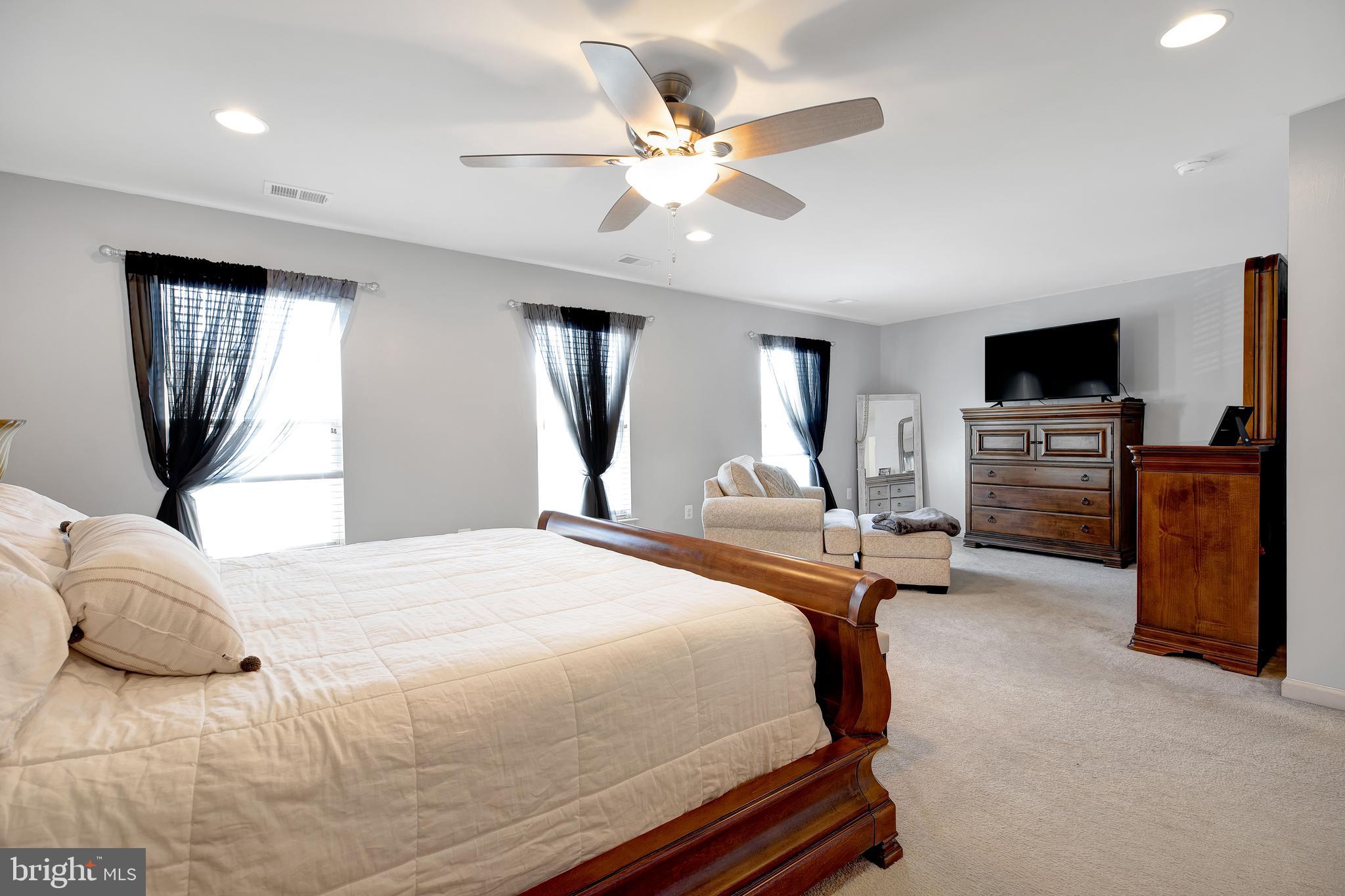 EMBREY MILL - Residential