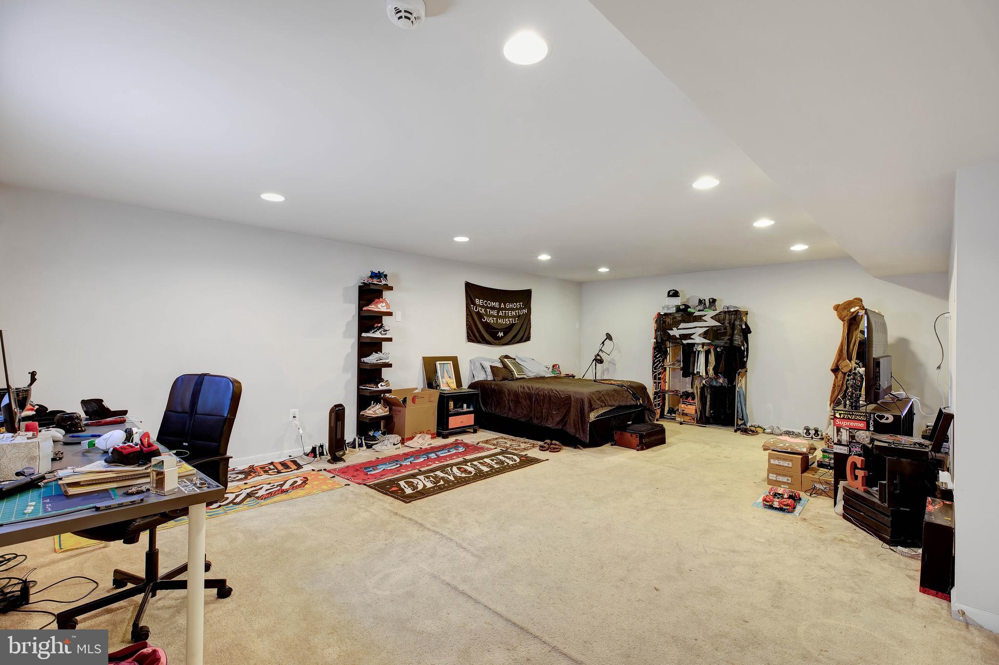 EMBREY MILL - Residential