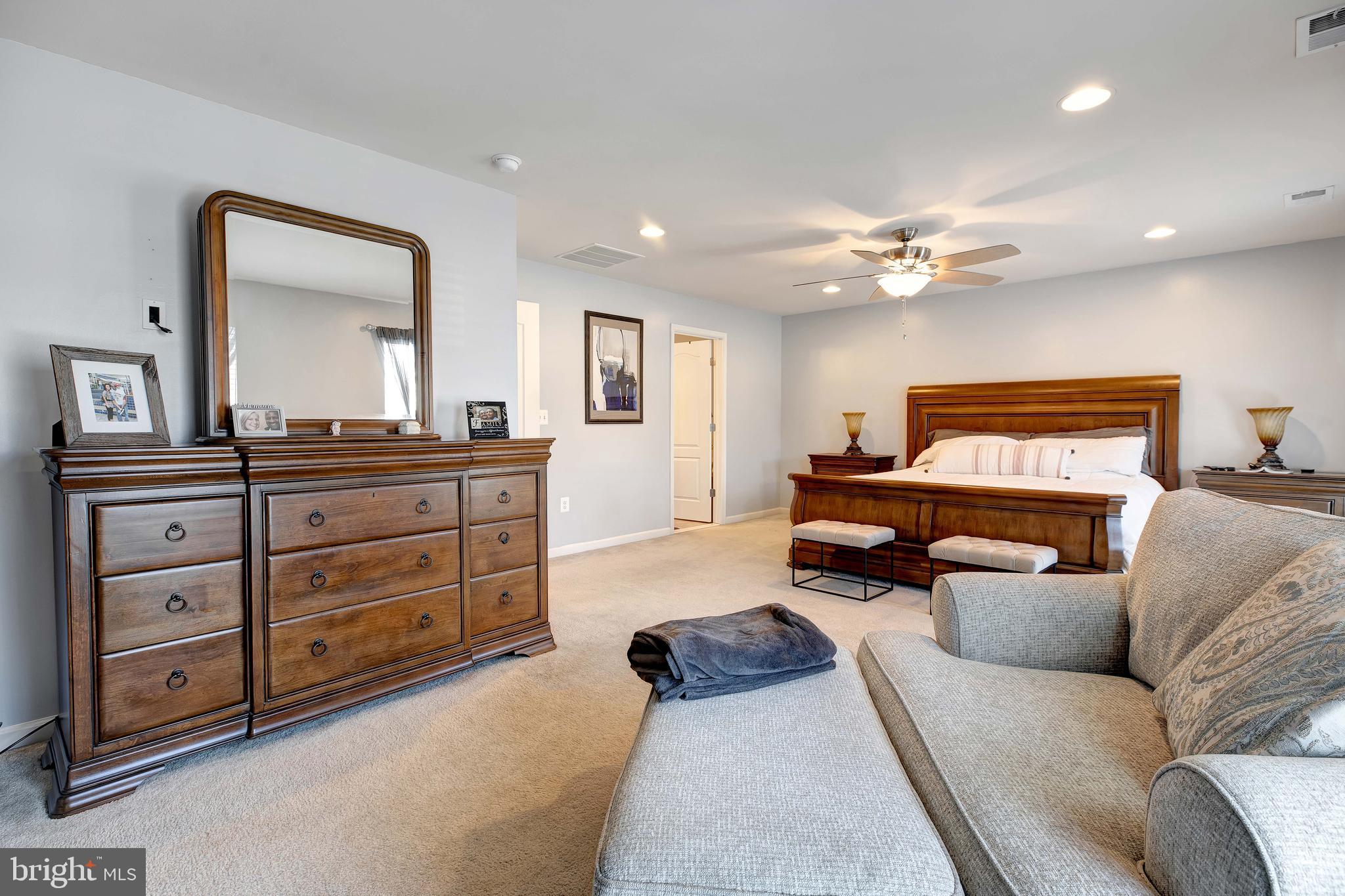 EMBREY MILL - Residential