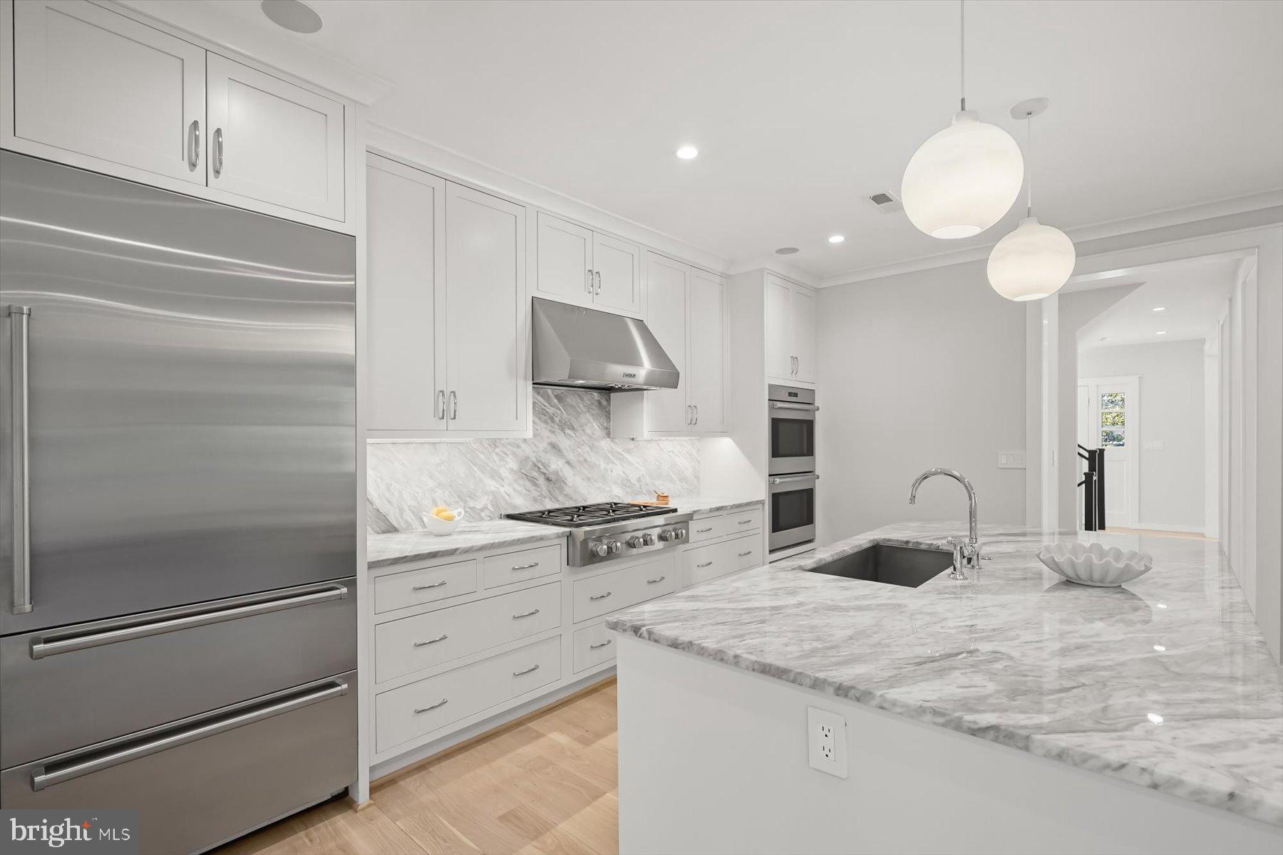CLEVELAND PARK - Residential