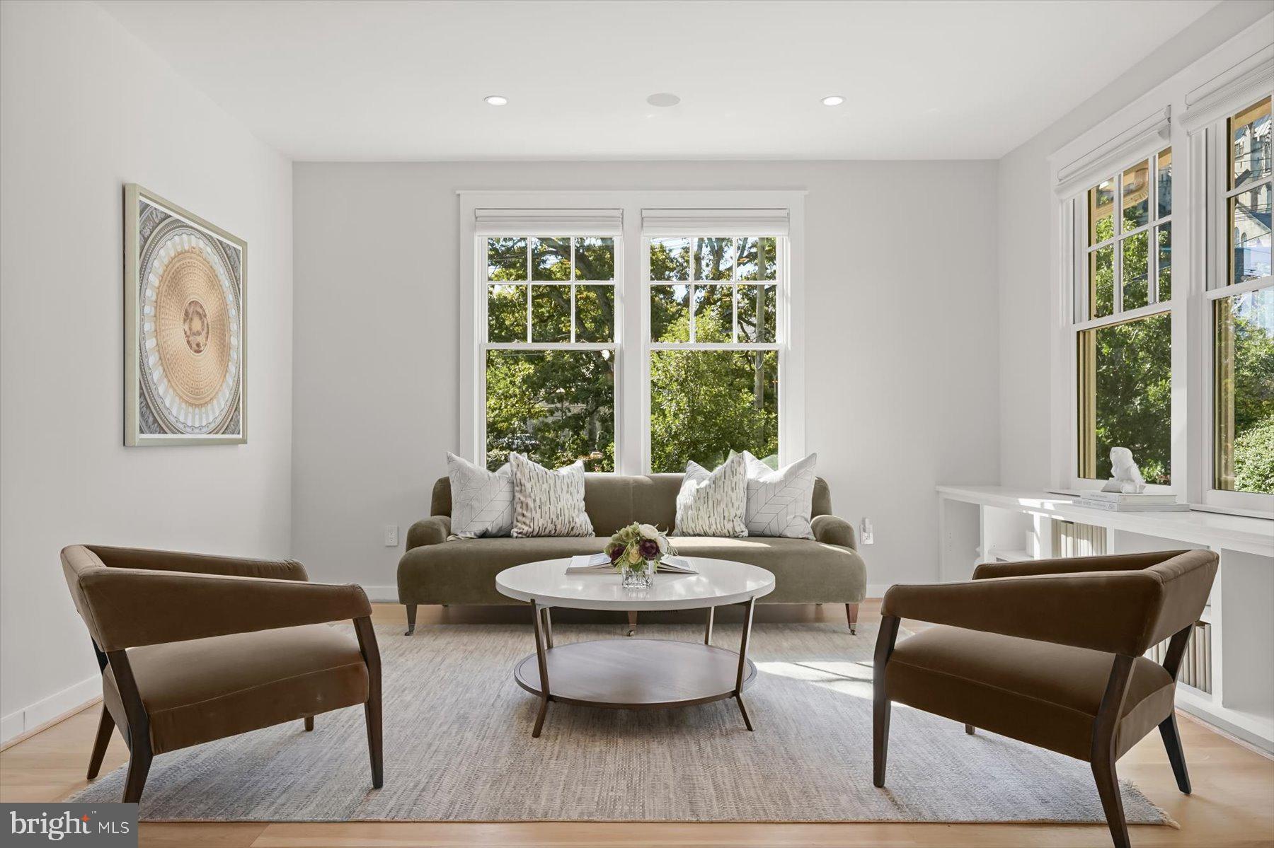 CLEVELAND PARK - Residential