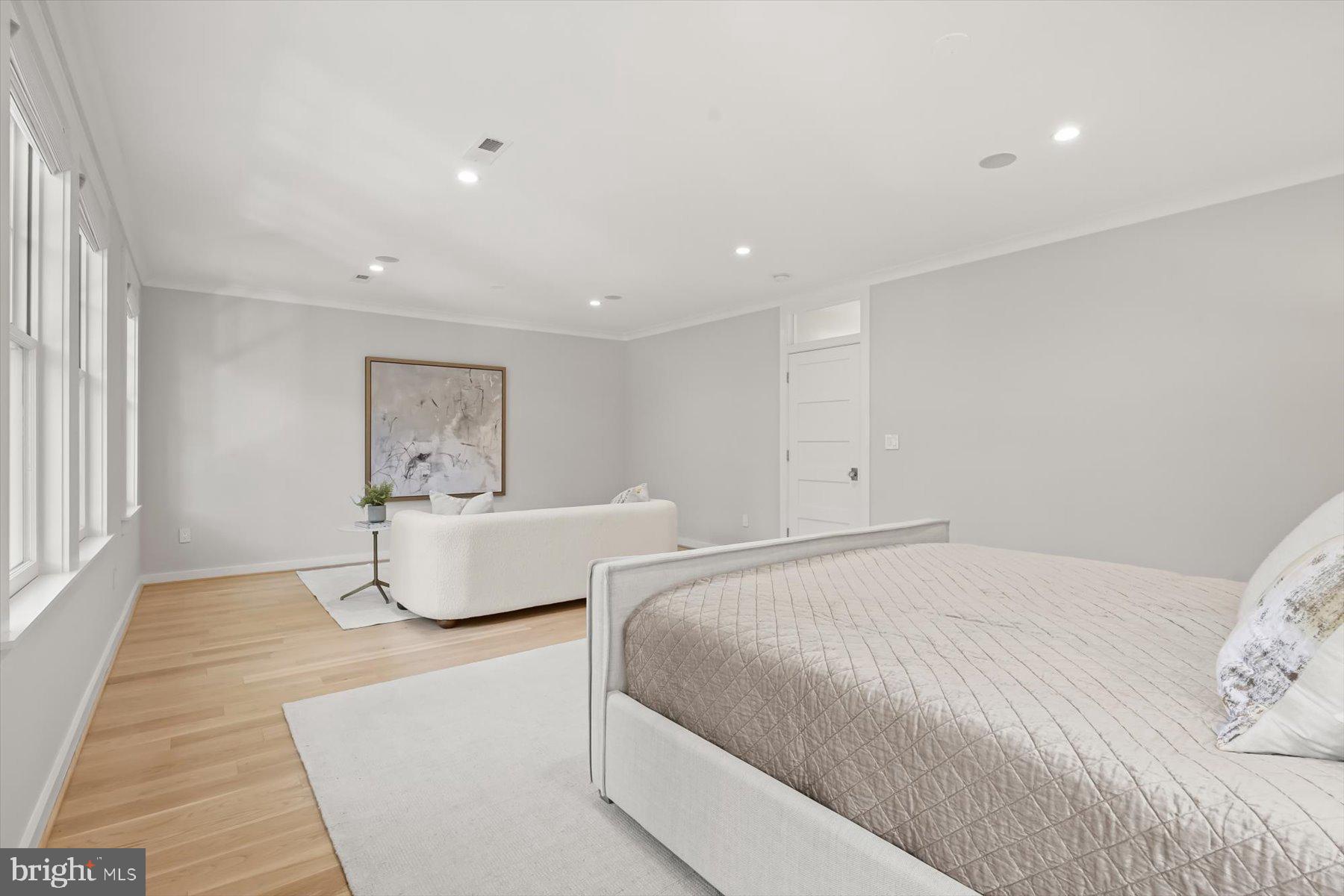 CLEVELAND PARK - Residential