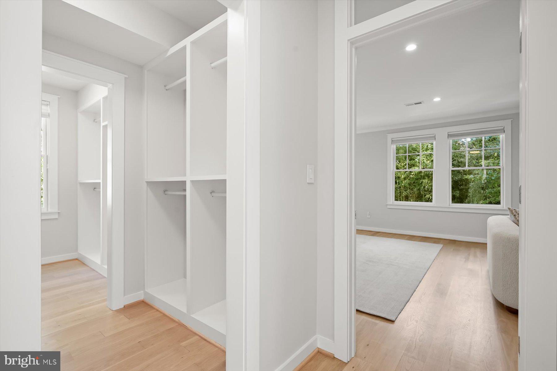 CLEVELAND PARK - Residential