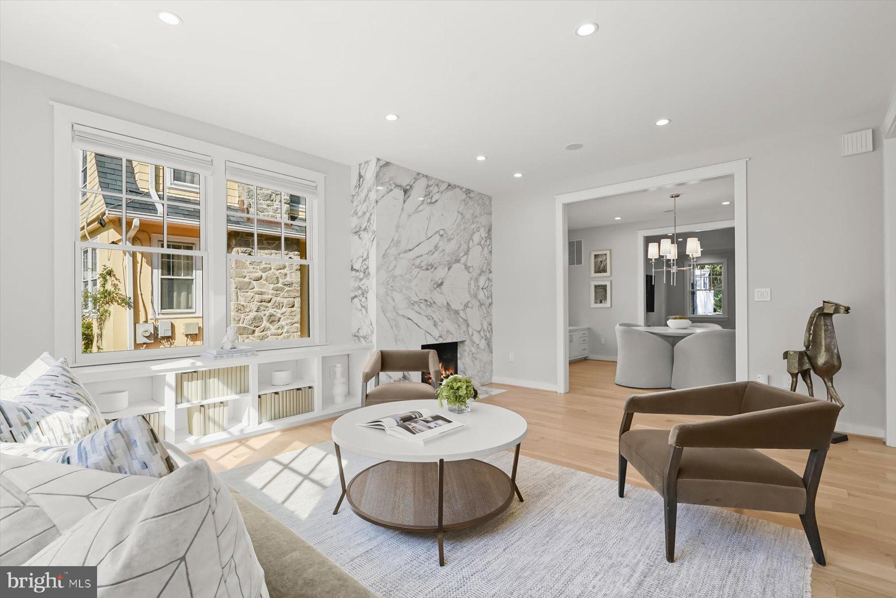 CLEVELAND PARK - Residential