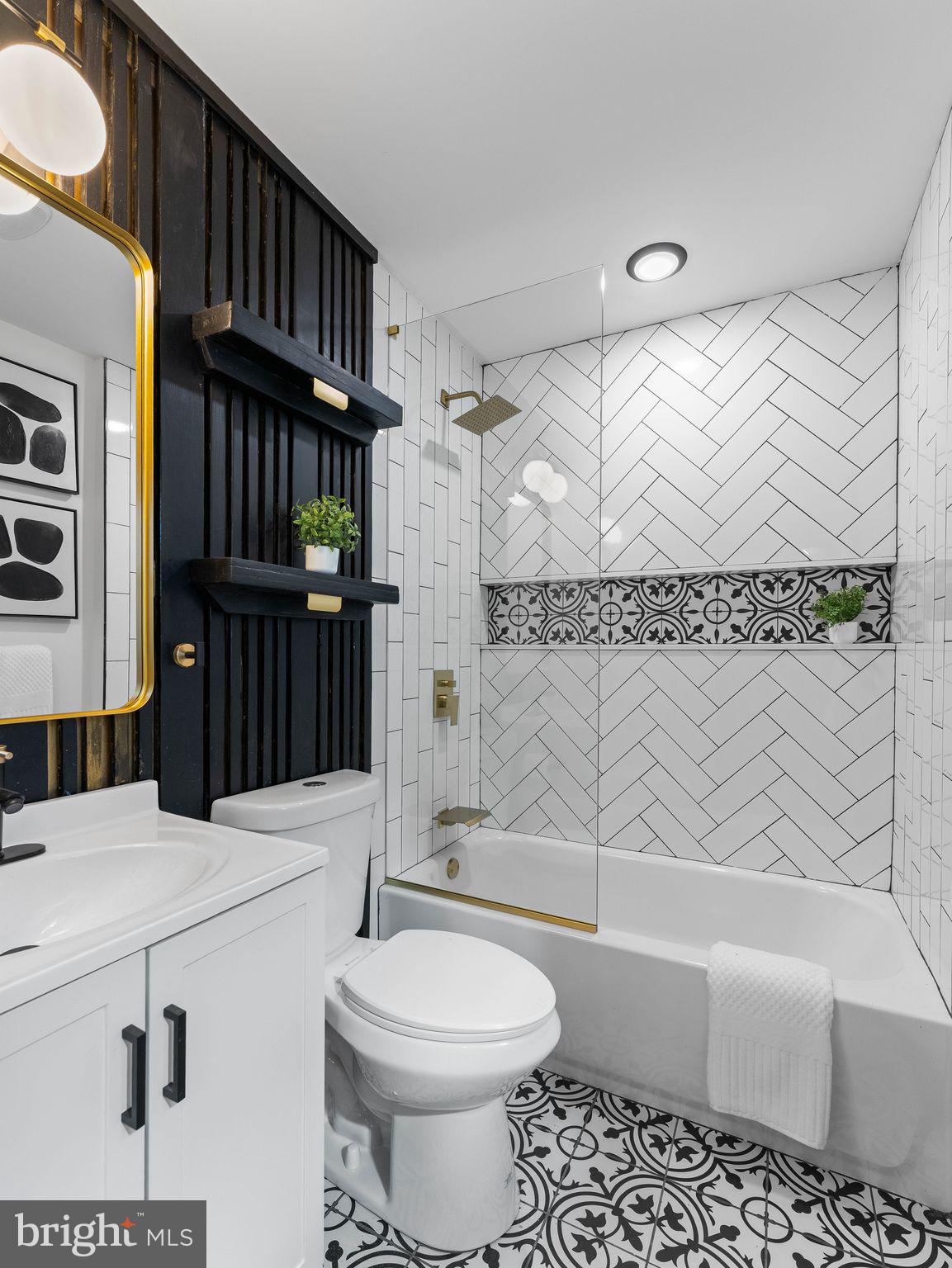 WEST PASSYUNK - Residential