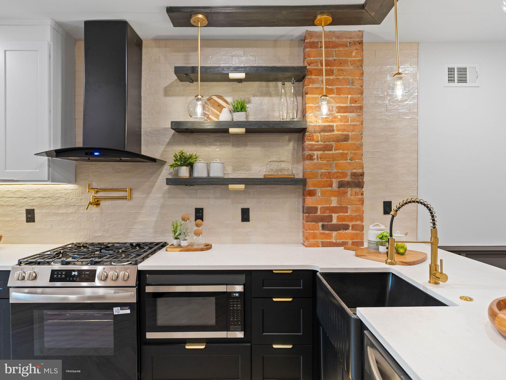WEST PASSYUNK - Residential