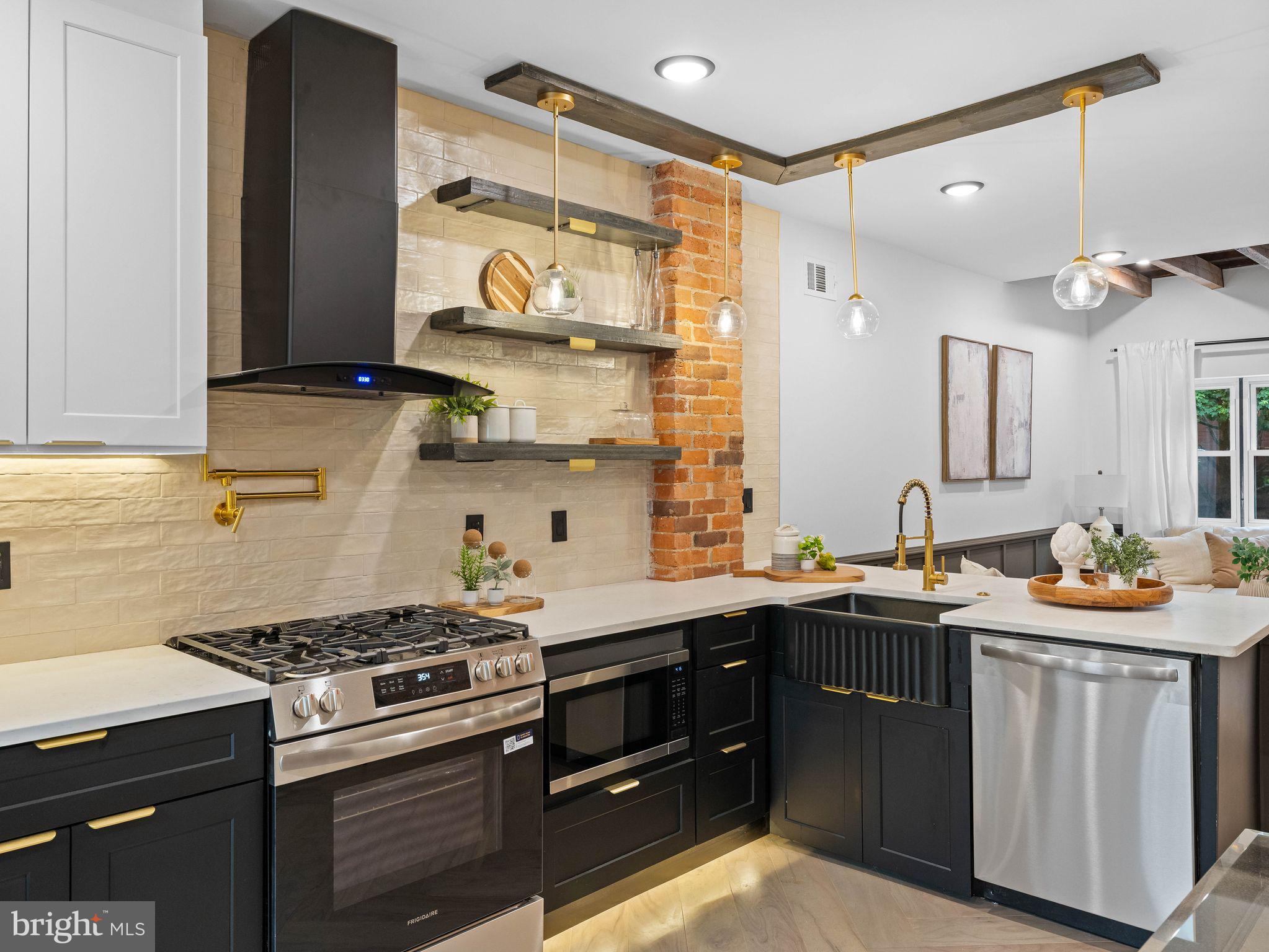 WEST PASSYUNK - Residential