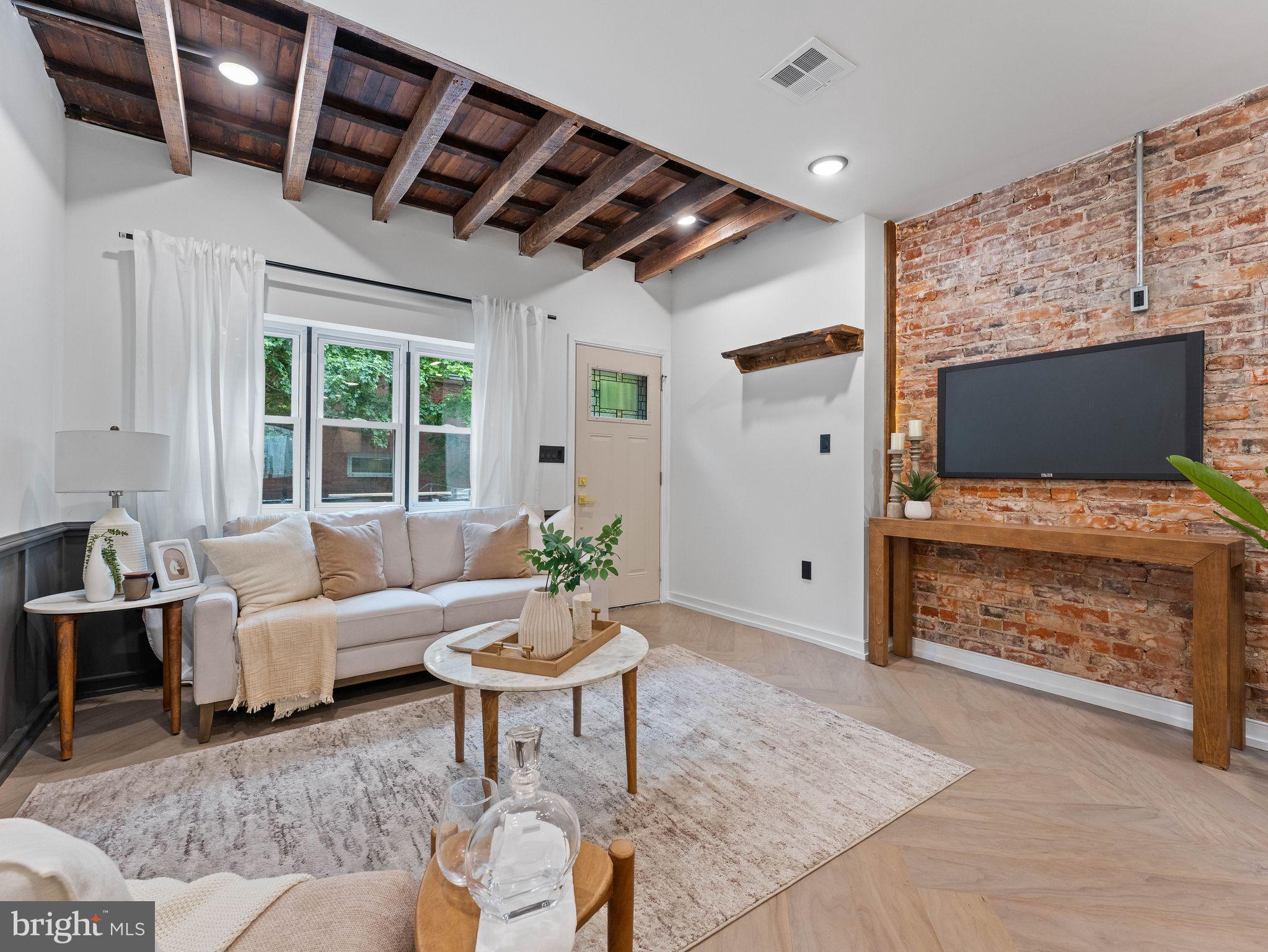 WEST PASSYUNK - Residential