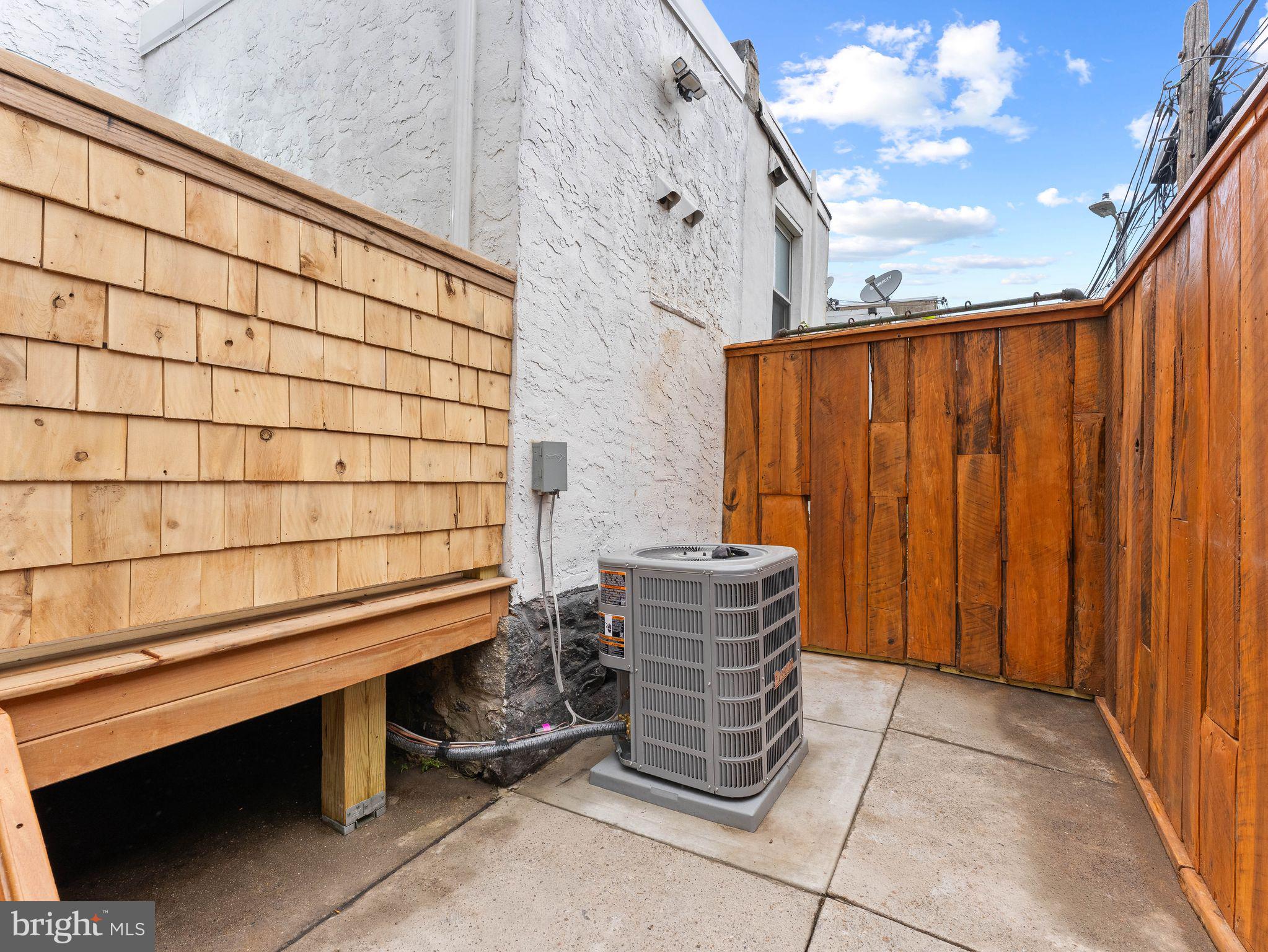 WEST PASSYUNK - Residential